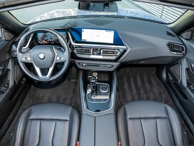 BMW Z4 view 7