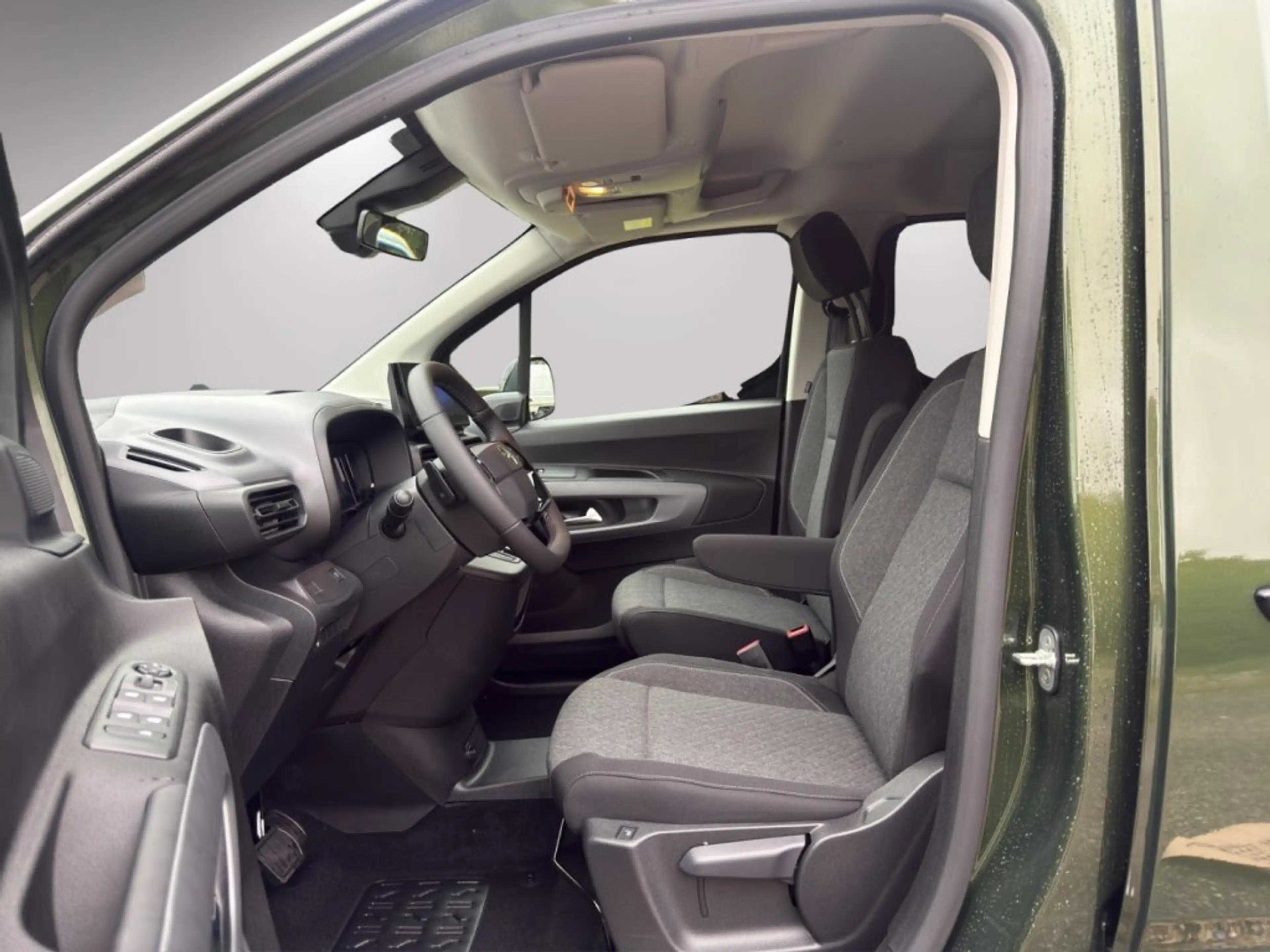 Opel Combo , GS, L, 1.5 Diesel (96 kW/130 PS), 8-Gang-Au — photo 7