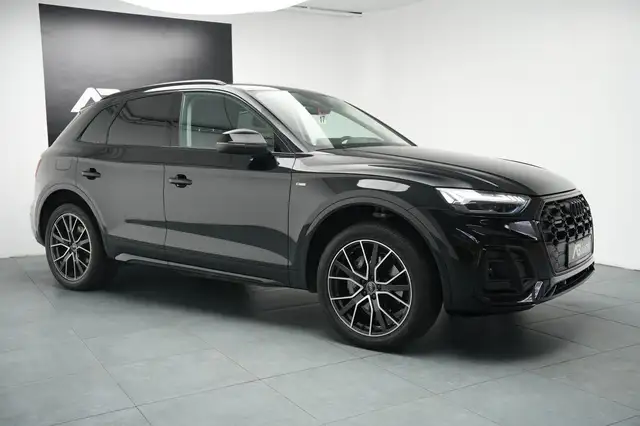 Audi Q5 view 5
