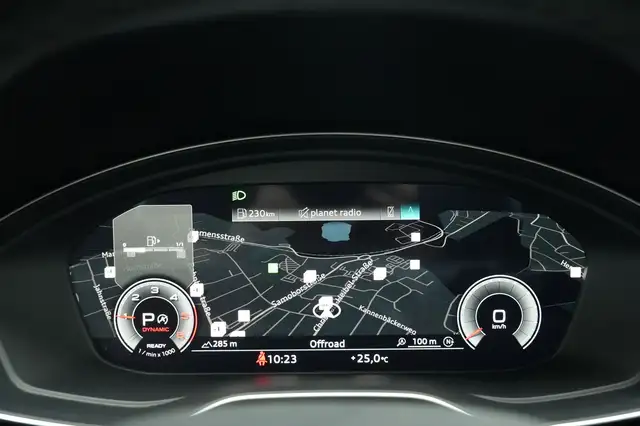 Audi Q5 view 15