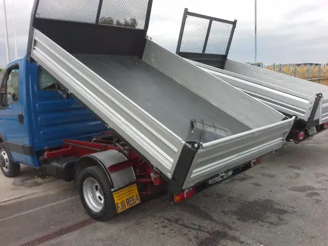 Iveco Daily 35C9 2.8 TDI  CASSONE RIBALTABILE TRILATERALE