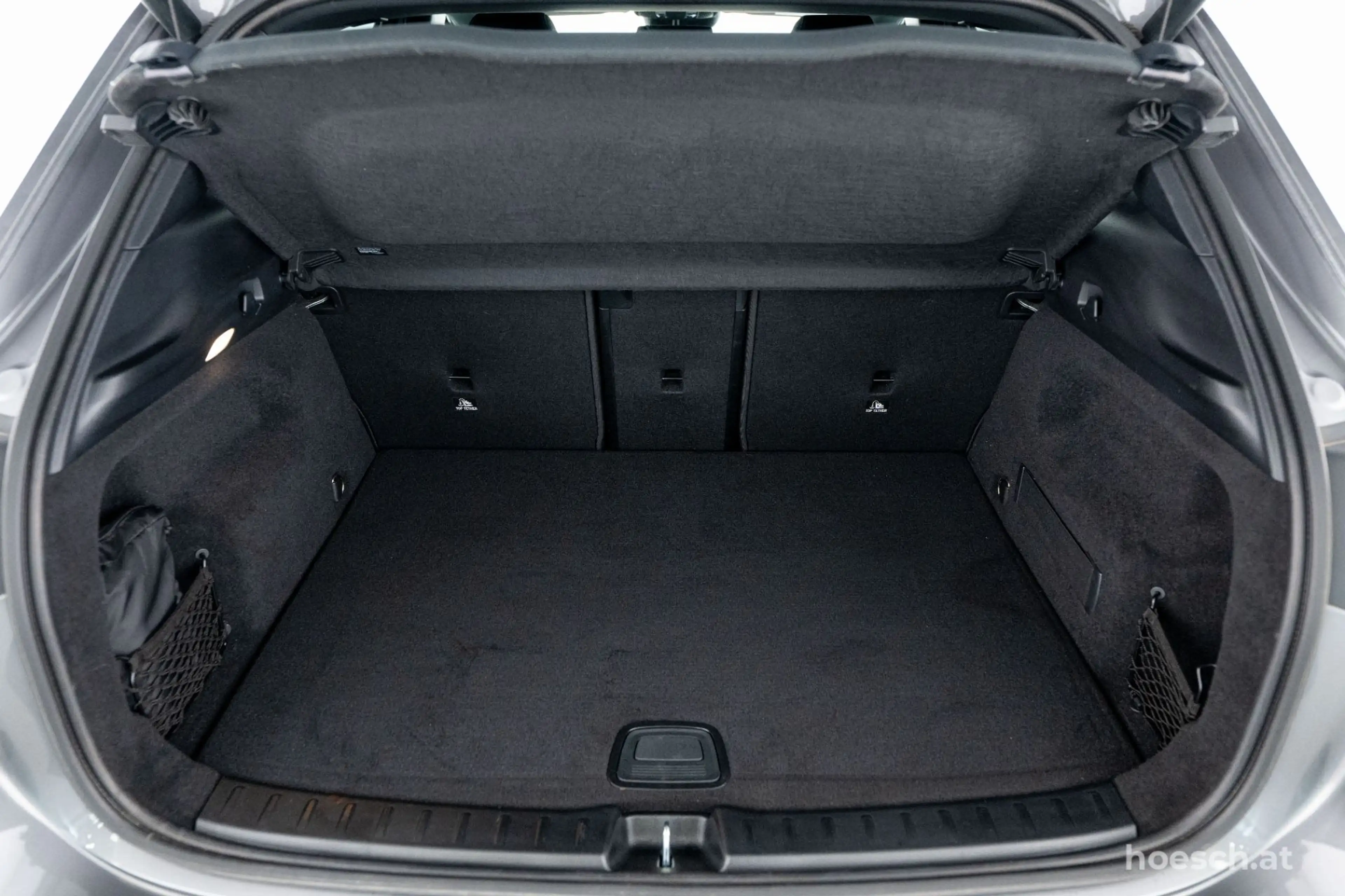 Mercedes-Benz EQA 250 + Progressive Advanced Plus ASSISTENZ R-KAM++ — photo 8