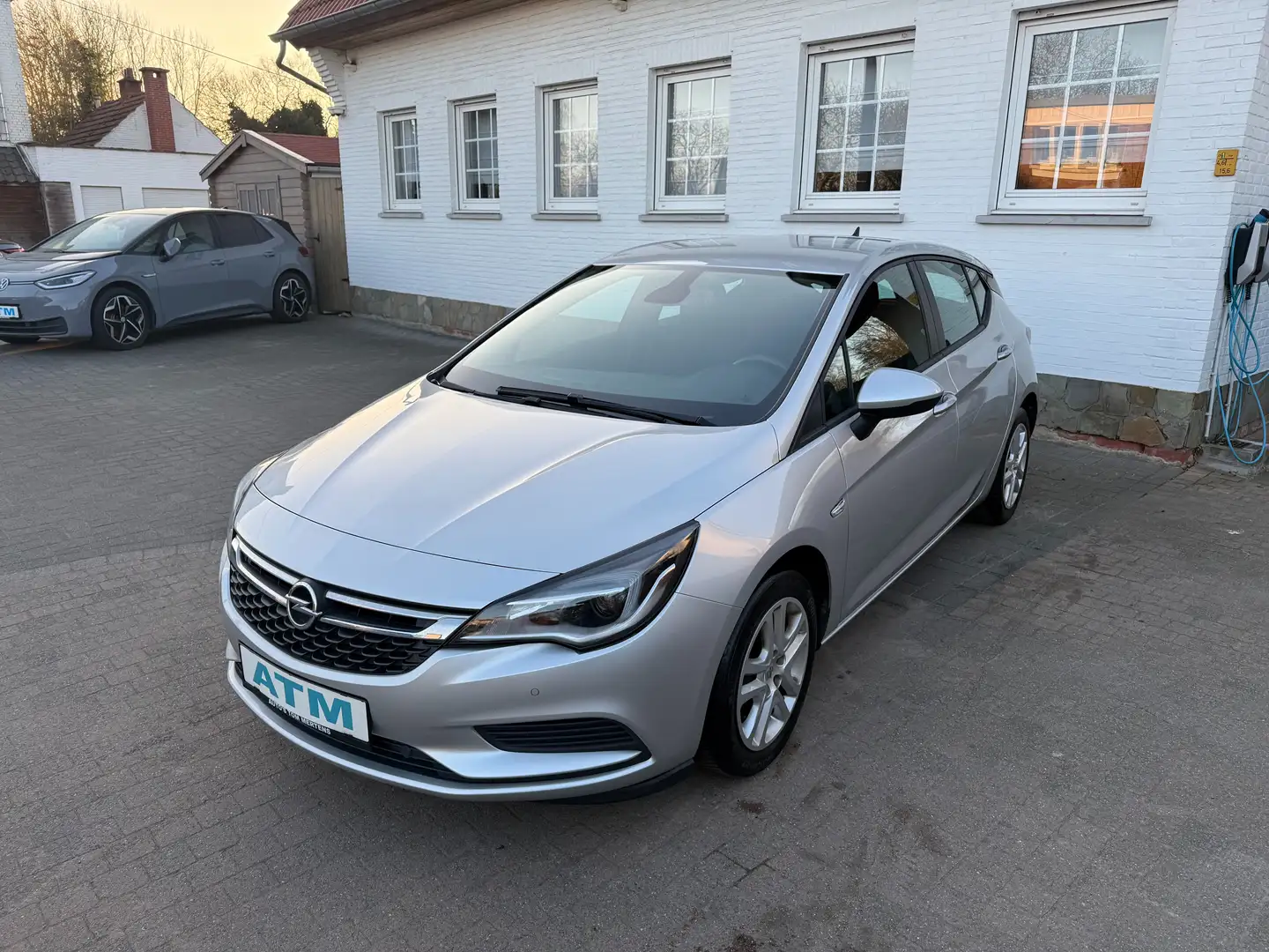 Opel Astra 1.0 Turbo ECOTEC Edition /airco/navi/pdc V&A/5 D. Silber - 2