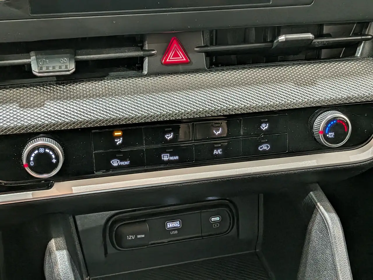 Kia Sportage снимка Kia Sportage