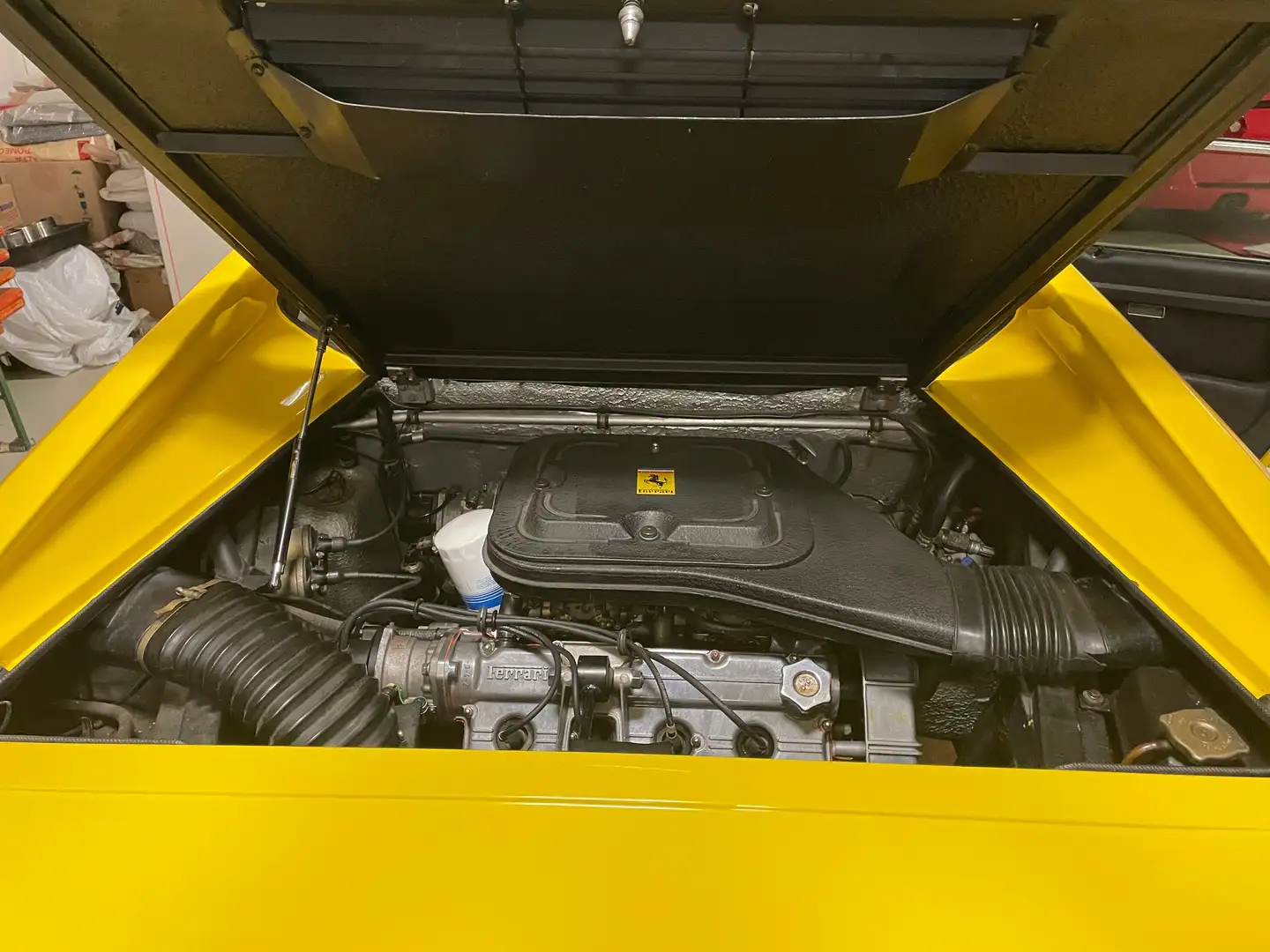 Ferrari 208 GT4 Żółty - 1