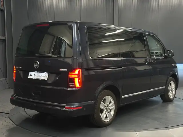Volkswagen Multivan view 5