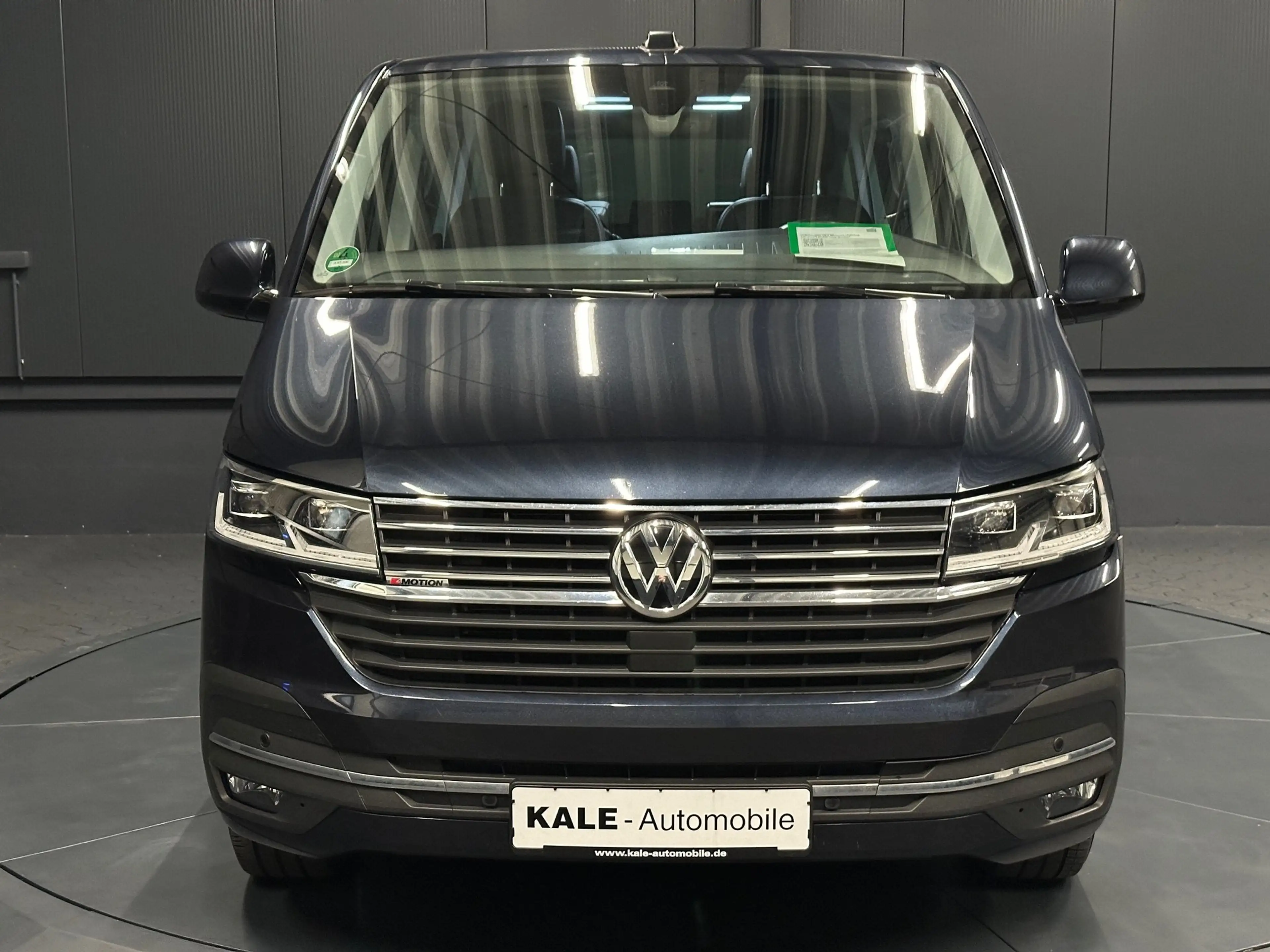 Volkswagen T6.1 Multivan Highline 4Motion*LEDER*Holz-Boden*KAMERA*Kindersit — photo 8