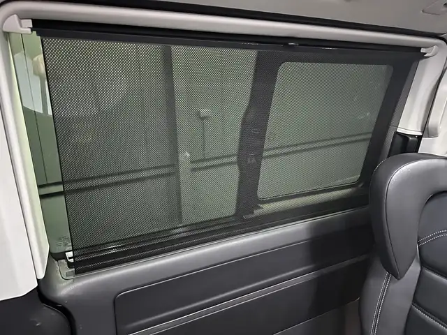 Volkswagen Multivan view 30