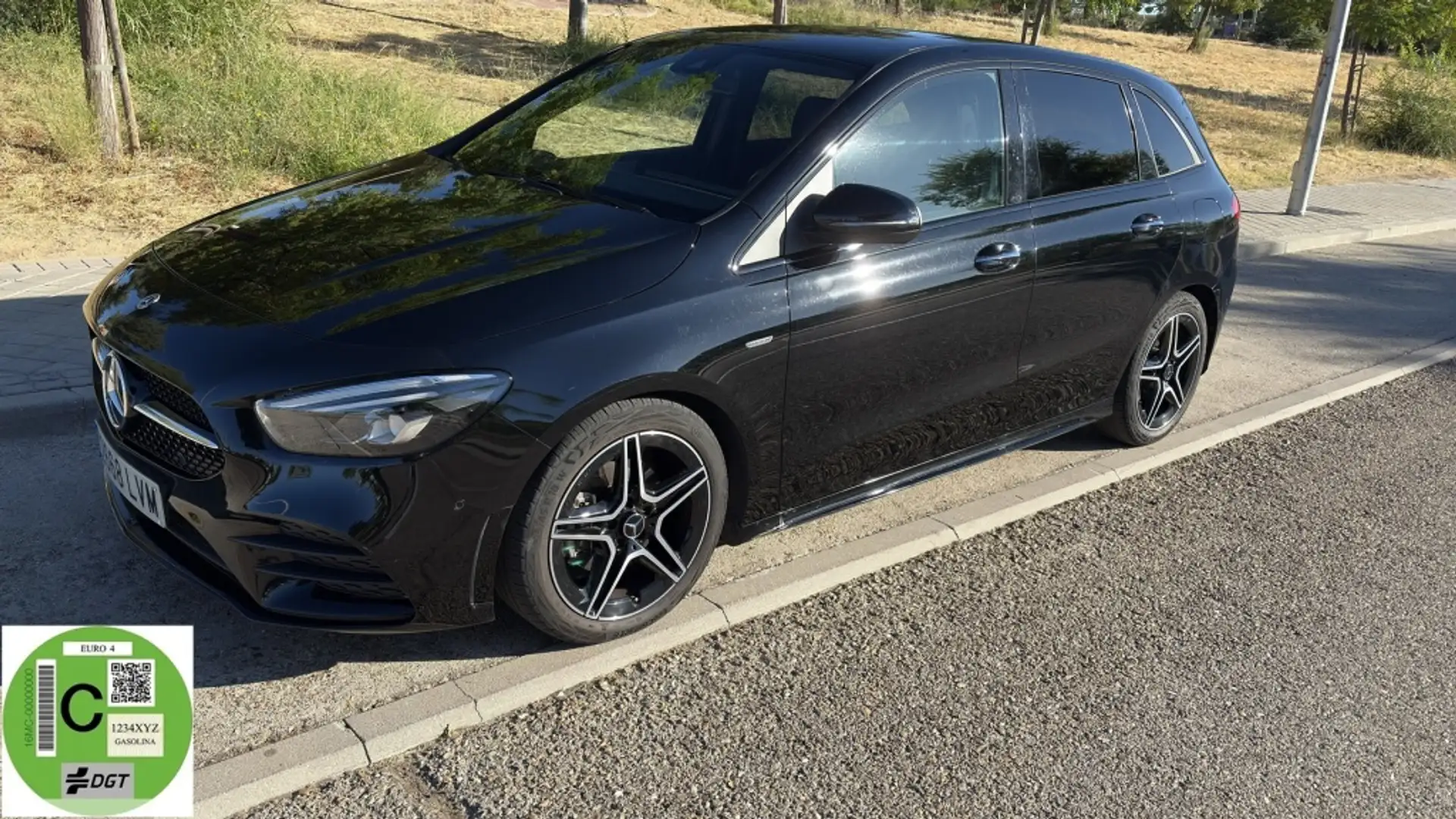 Mercedes-Benz B 200 200d Negro - 1