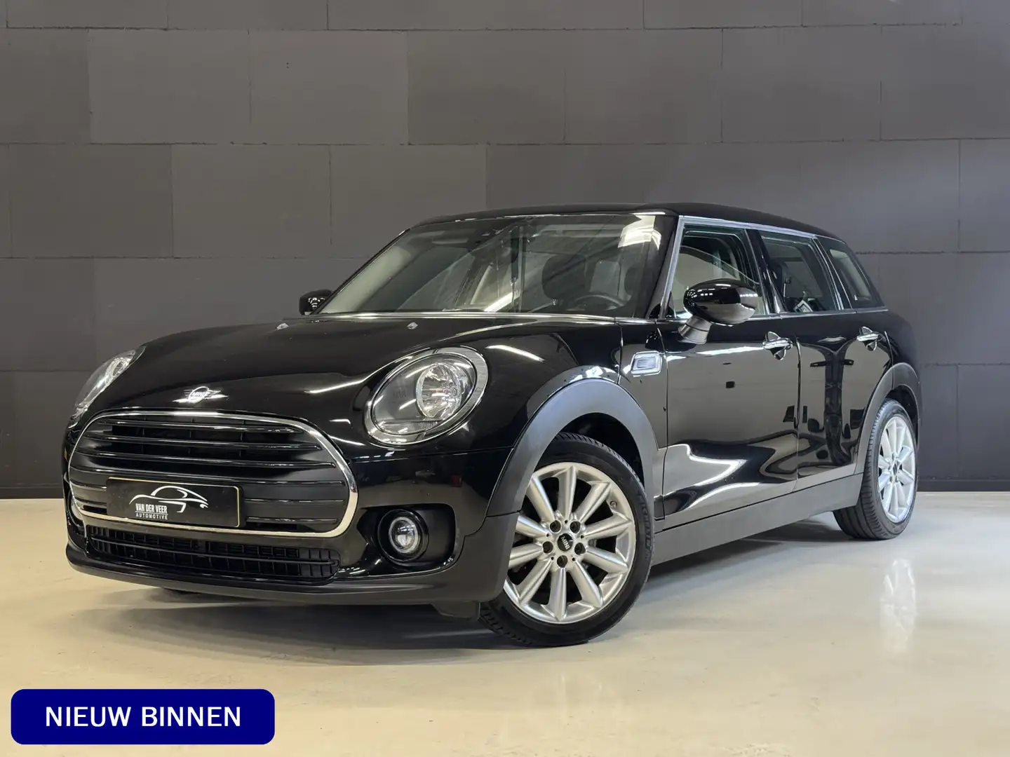 MINI Cooper Clubman Mini 1.5 136PK Business Edition Automaat | Navi | Noir - 1