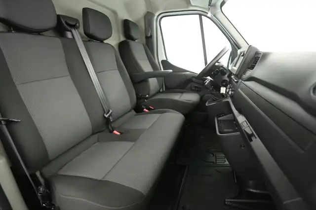 Renault Master view 10