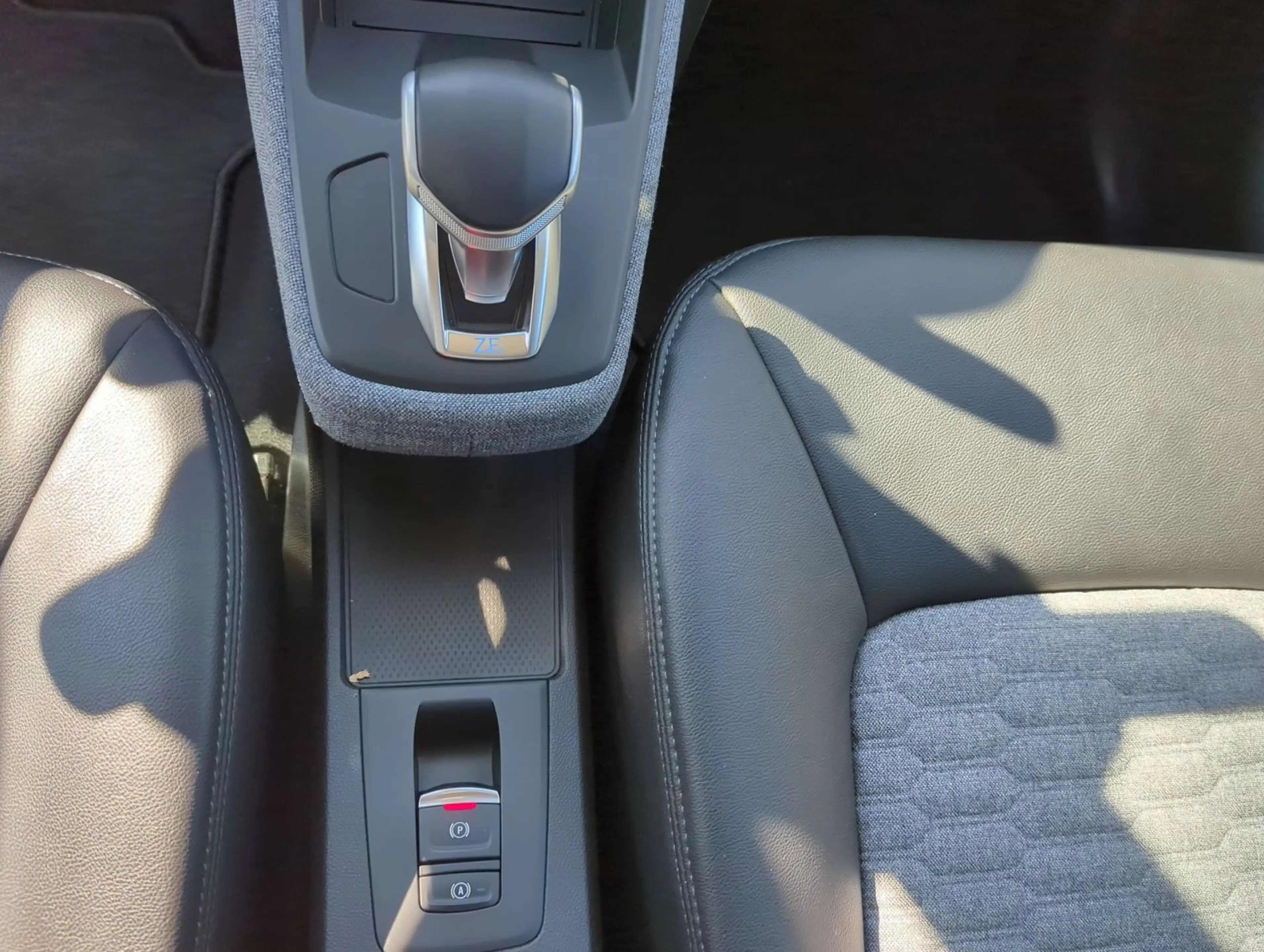 Renault ZOE Zoe R135 Intens R135/Z.E. 50 Mietbatt. GJ-Reifen — photo 15