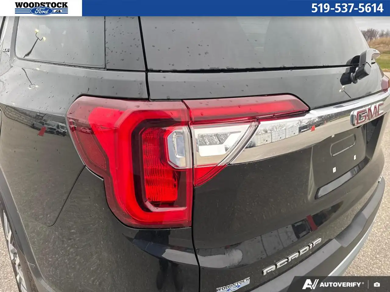 GMC Acadia снимка GMC Acadia