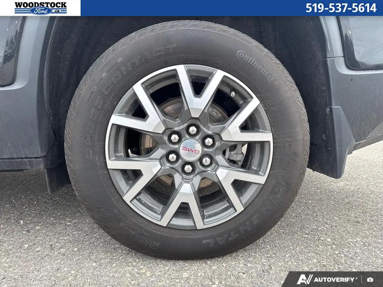 GMC Acadia снимка GMC Acadia