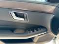 Mercedes-Benz E 200 T CGI BE*Aut*LED*Navi*Park-Assist*35.900km Argintiu - thumbnail 26
