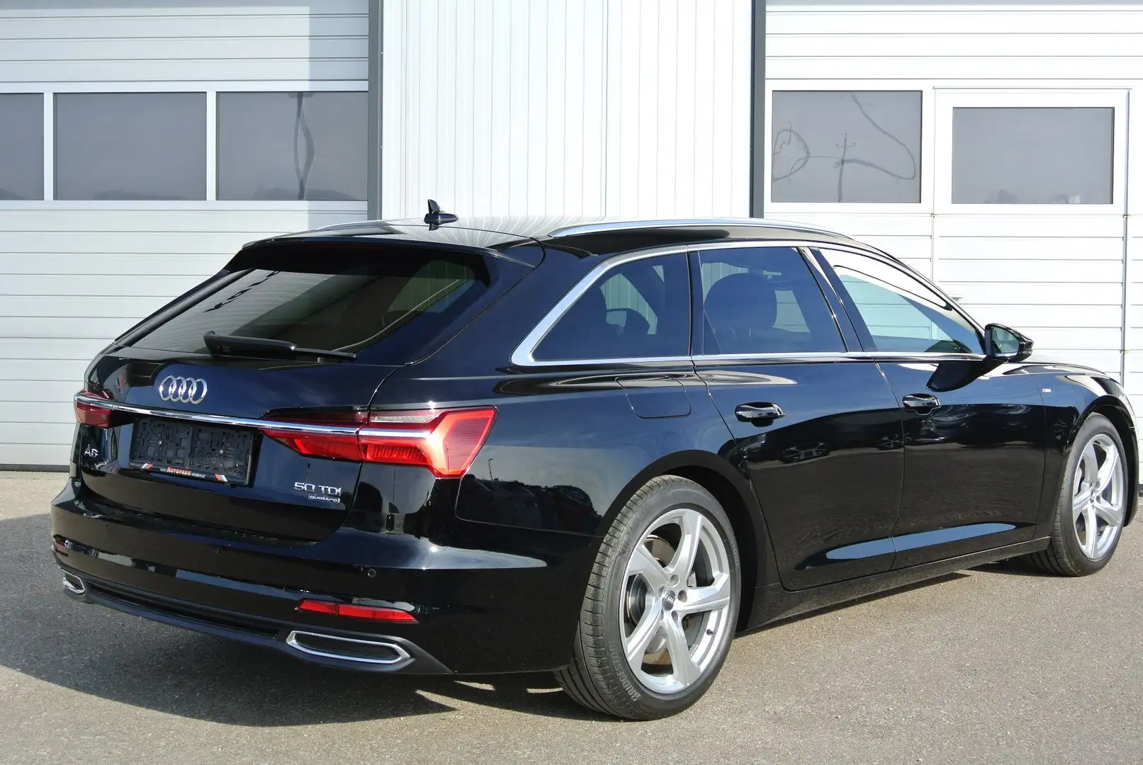 Audi A6 Avant 50 3.0 TDI quattro Aut.**S-line ** Leder*LED Noir - 2