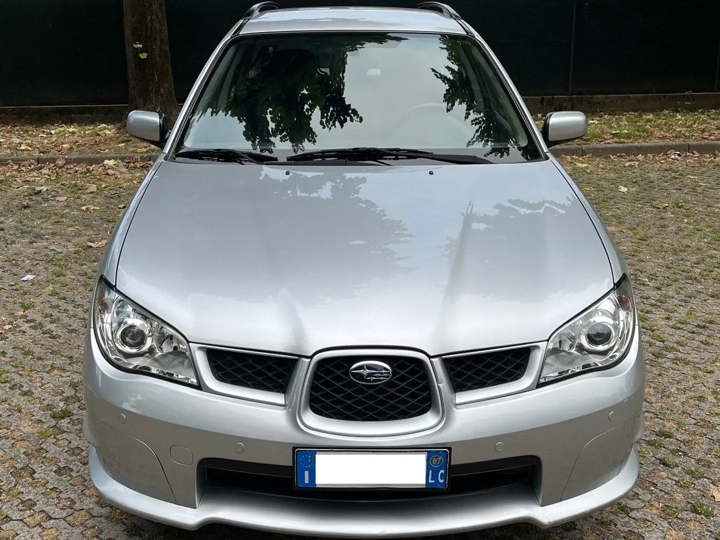 Subaru Impreza Impreza SW 1.5r awd mt Argento - 2