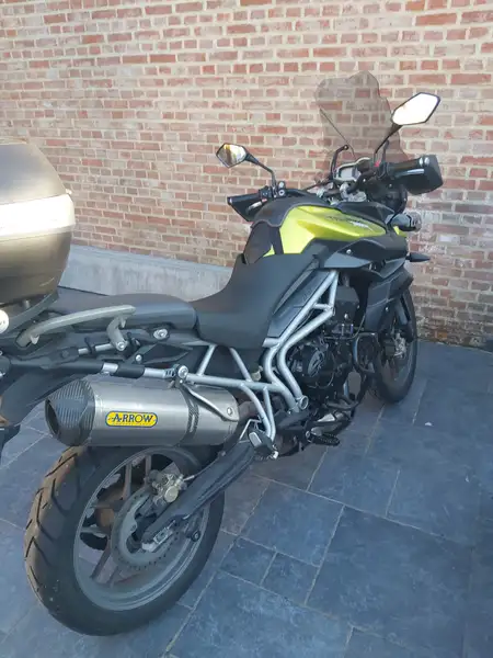 Triumph Tiger 800 - foto 4