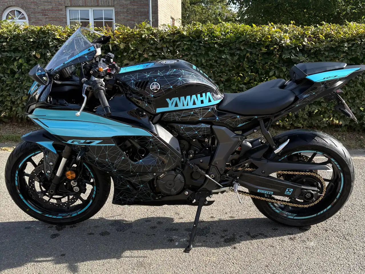 Yamaha YZF-R7