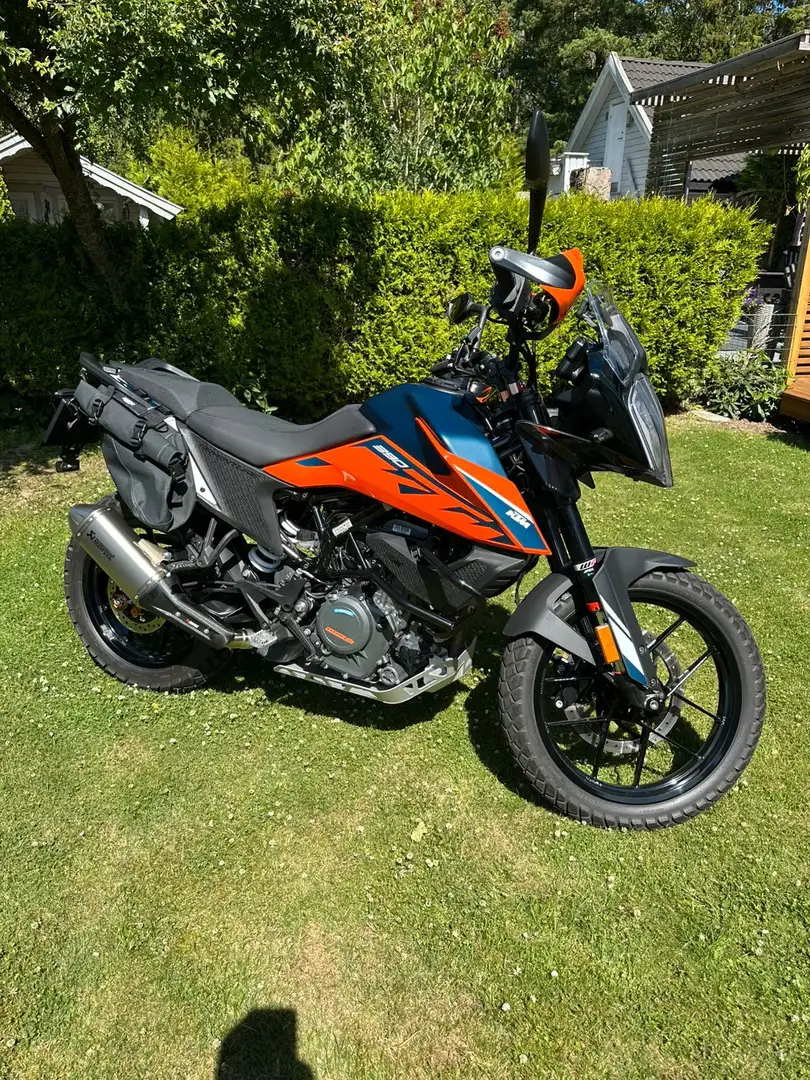 KTM 390 Adventure Orange - 1