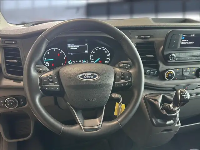 Ford Transit view 15