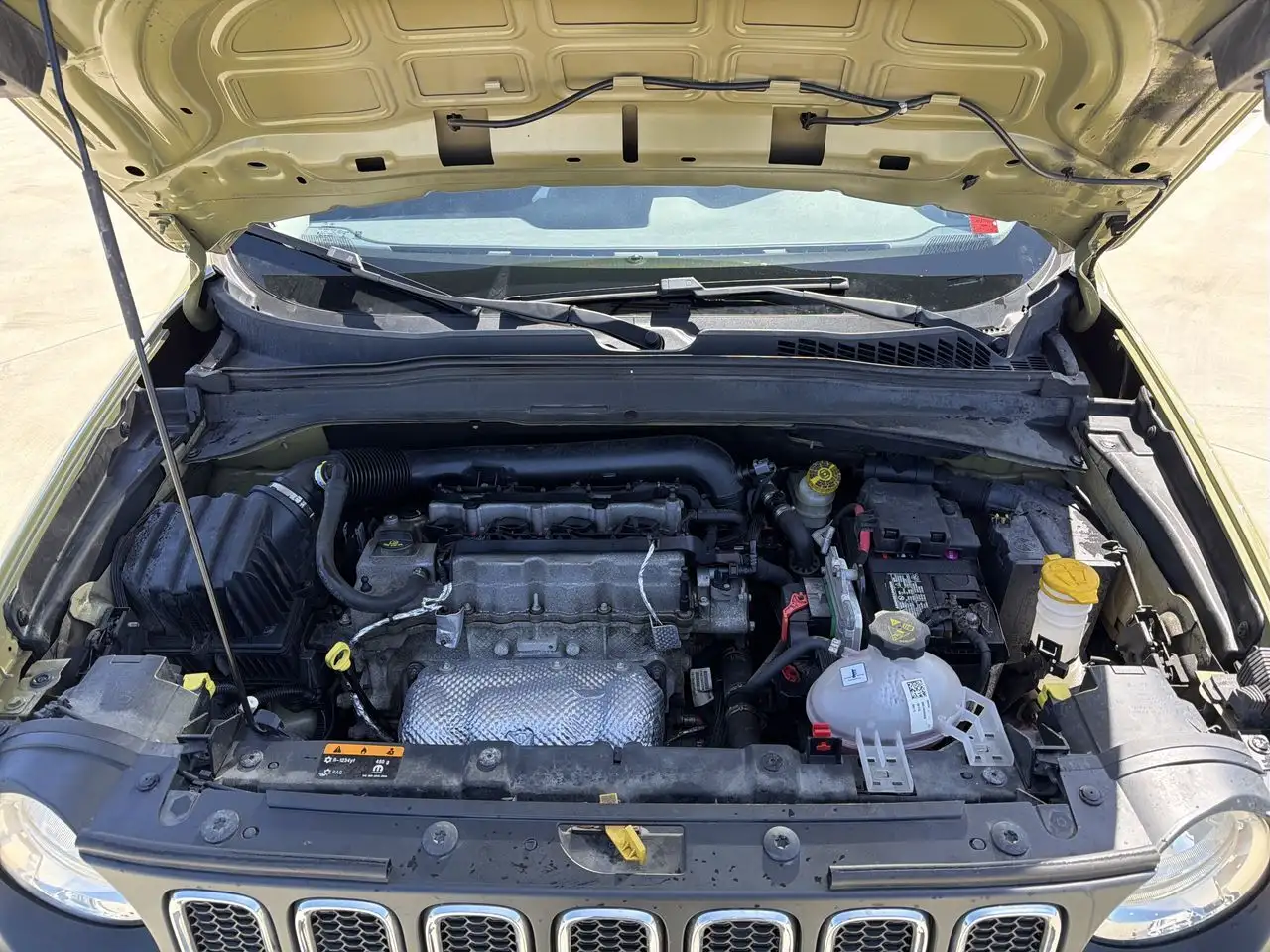 Jeep Renegade photo Jeep Renegade