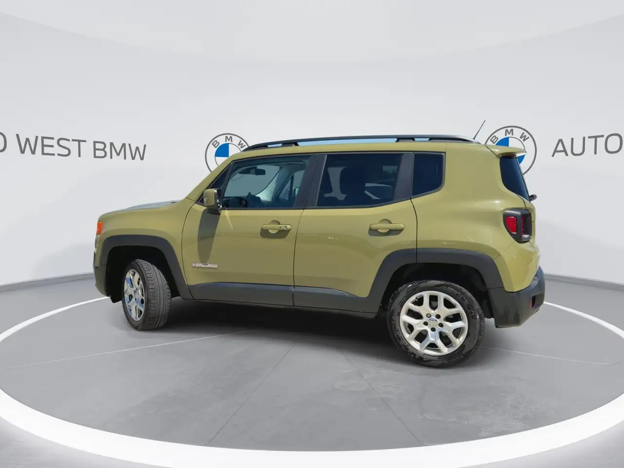 Jeep Renegade photo Jeep Renegade