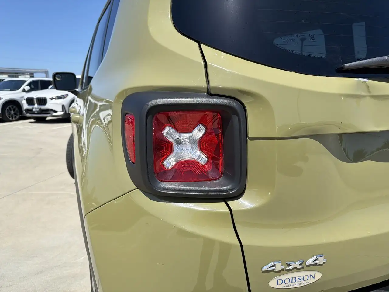 Jeep Renegade photo Jeep Renegade