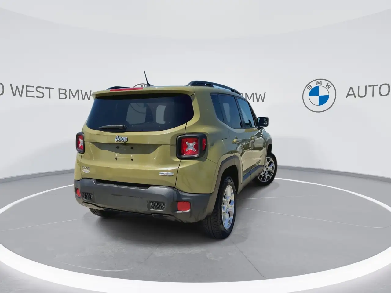 Jeep Renegade photo Jeep Renegade