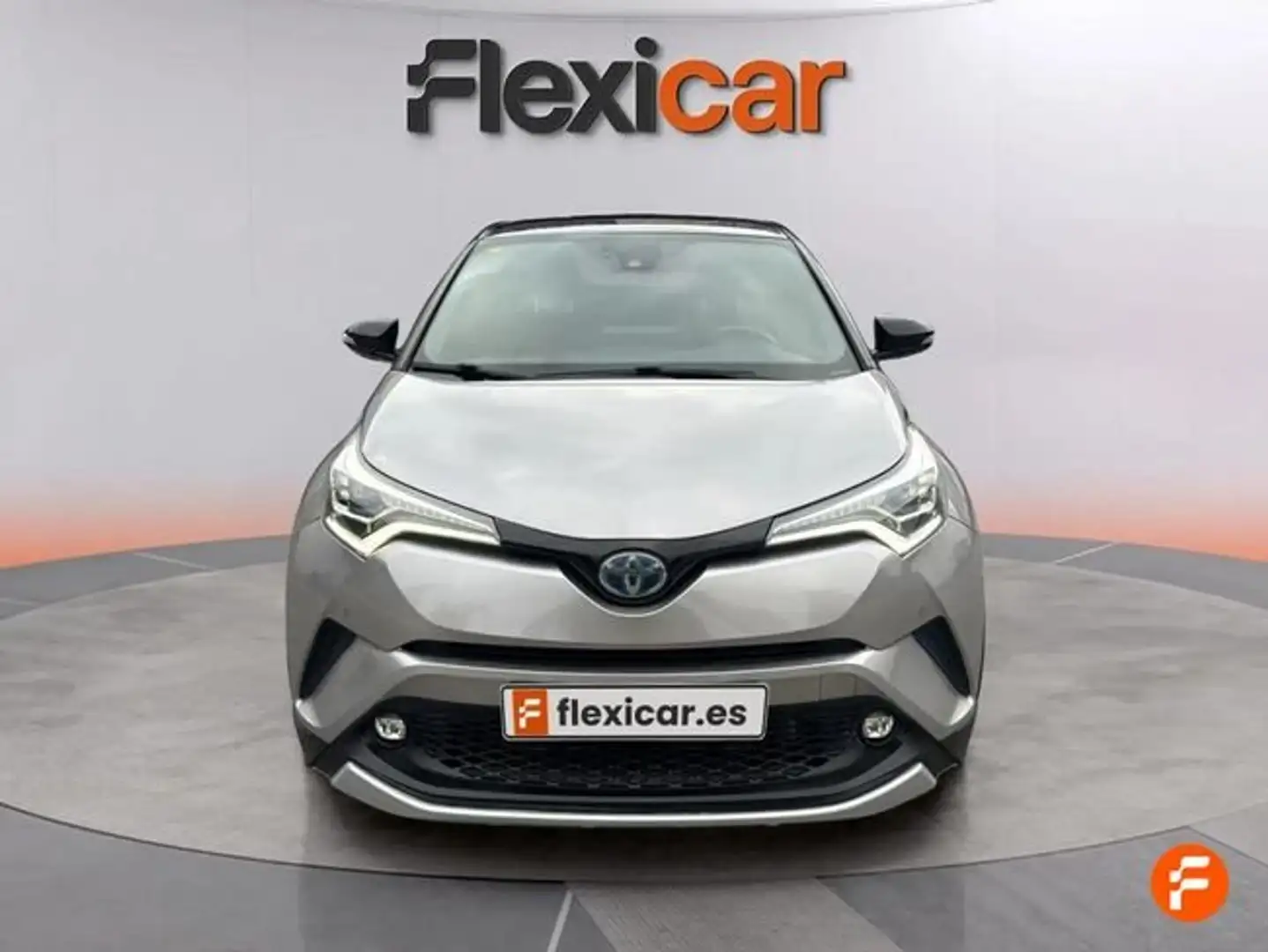 Toyota C-HR 1.8 125H Advance P.Plus P. Luxury Grau - 2