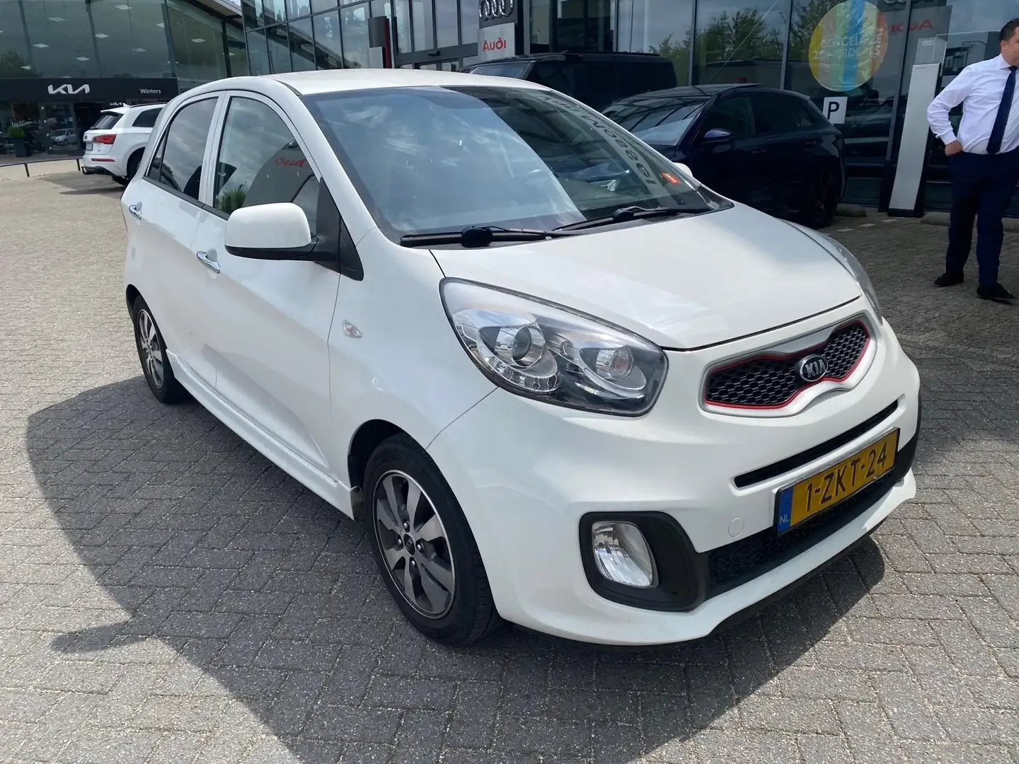 Kia Picanto 1.0 CVVT X-treme Wit - 2