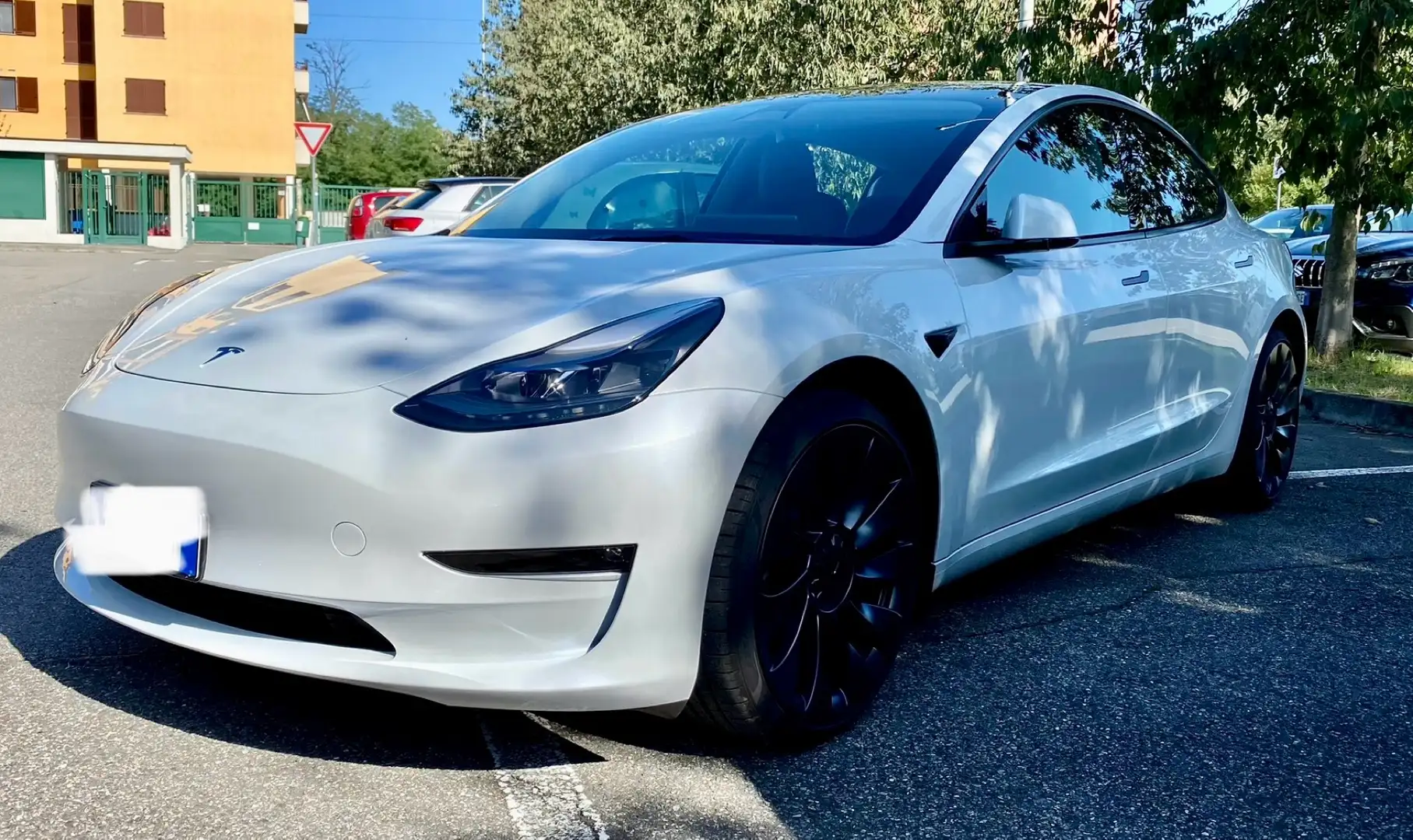 Tesla Model 3 Performance Dual Motor awd - poss. leasing Bianco - 2