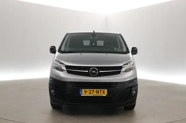 Opel Vivaro view 8