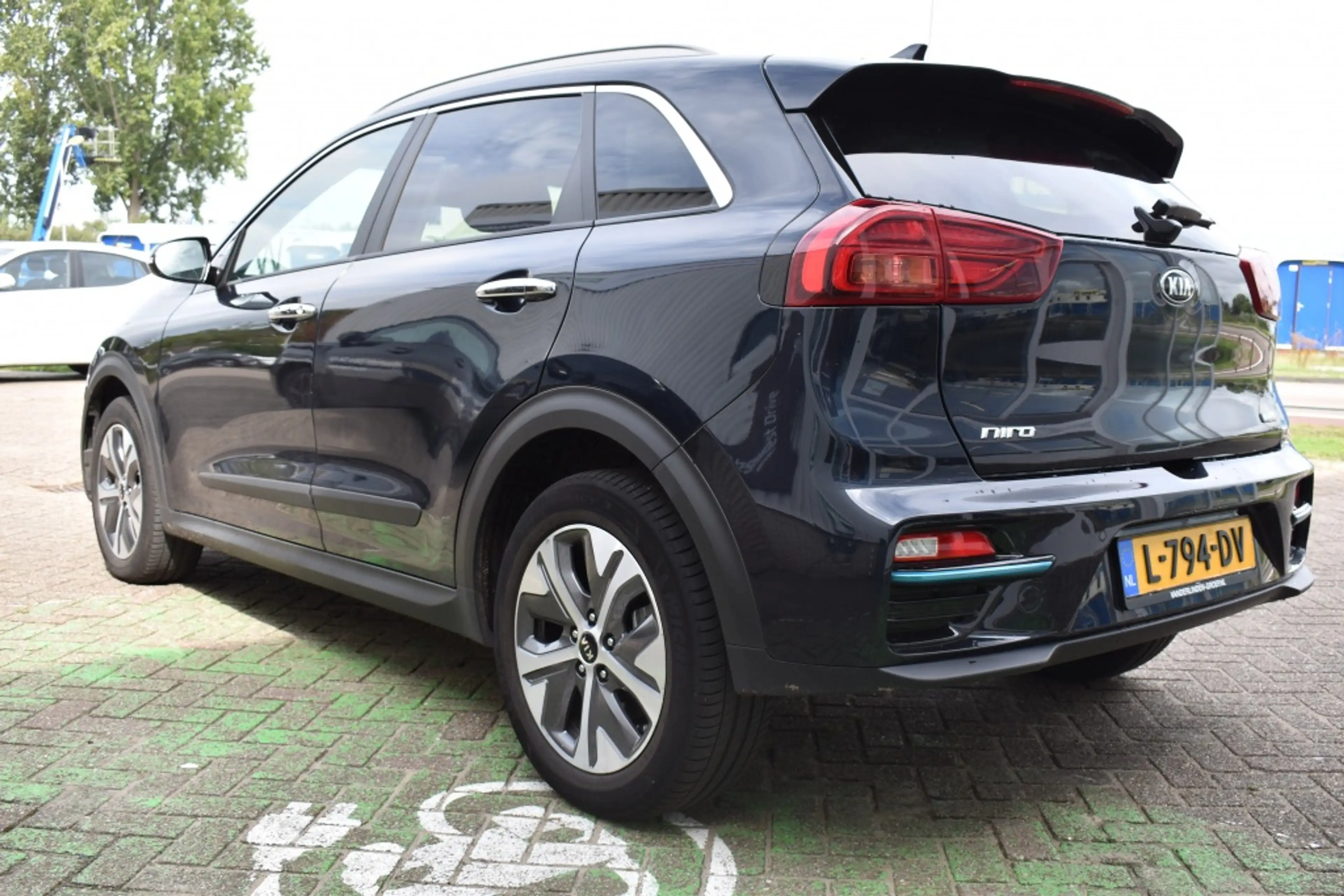 Kia e-Niro 64 kWh Dynamic PlusLine — photo 5
