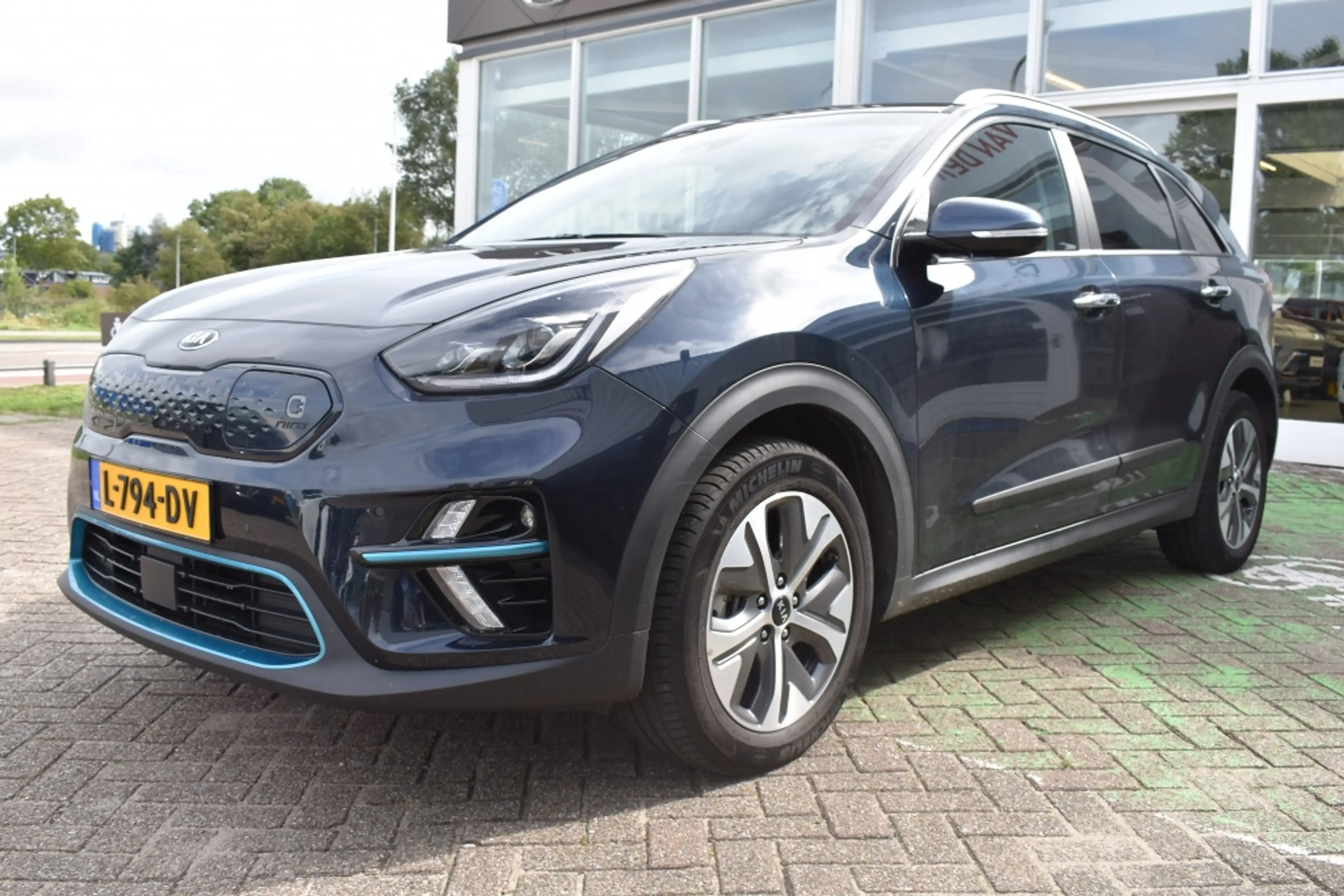 Kia e-Niro 64 kWh Dynamic PlusLine — photo 3