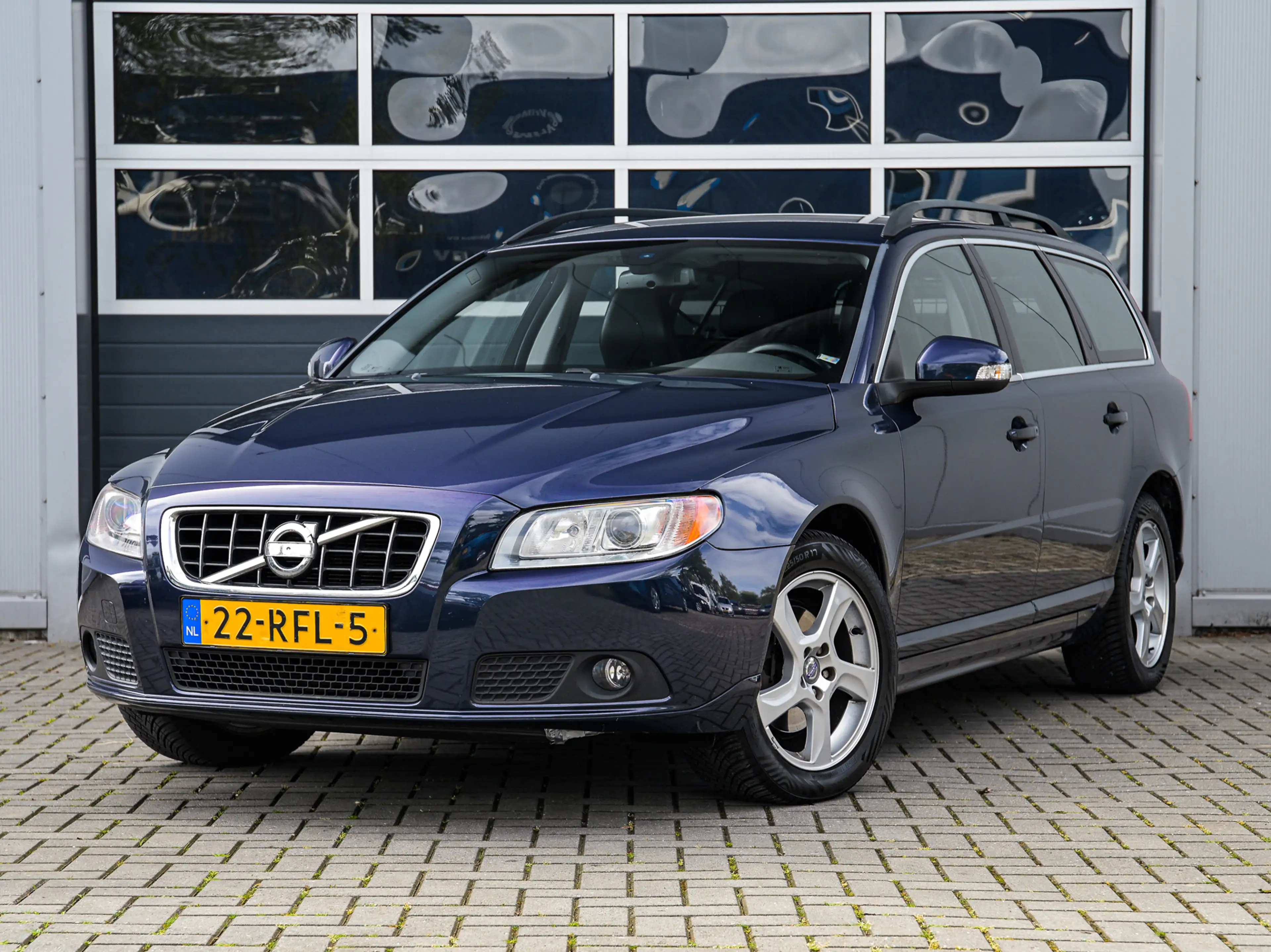Volvo V70 1.6 T4 180pk Summum | Automaat | Leder | Xenon | C