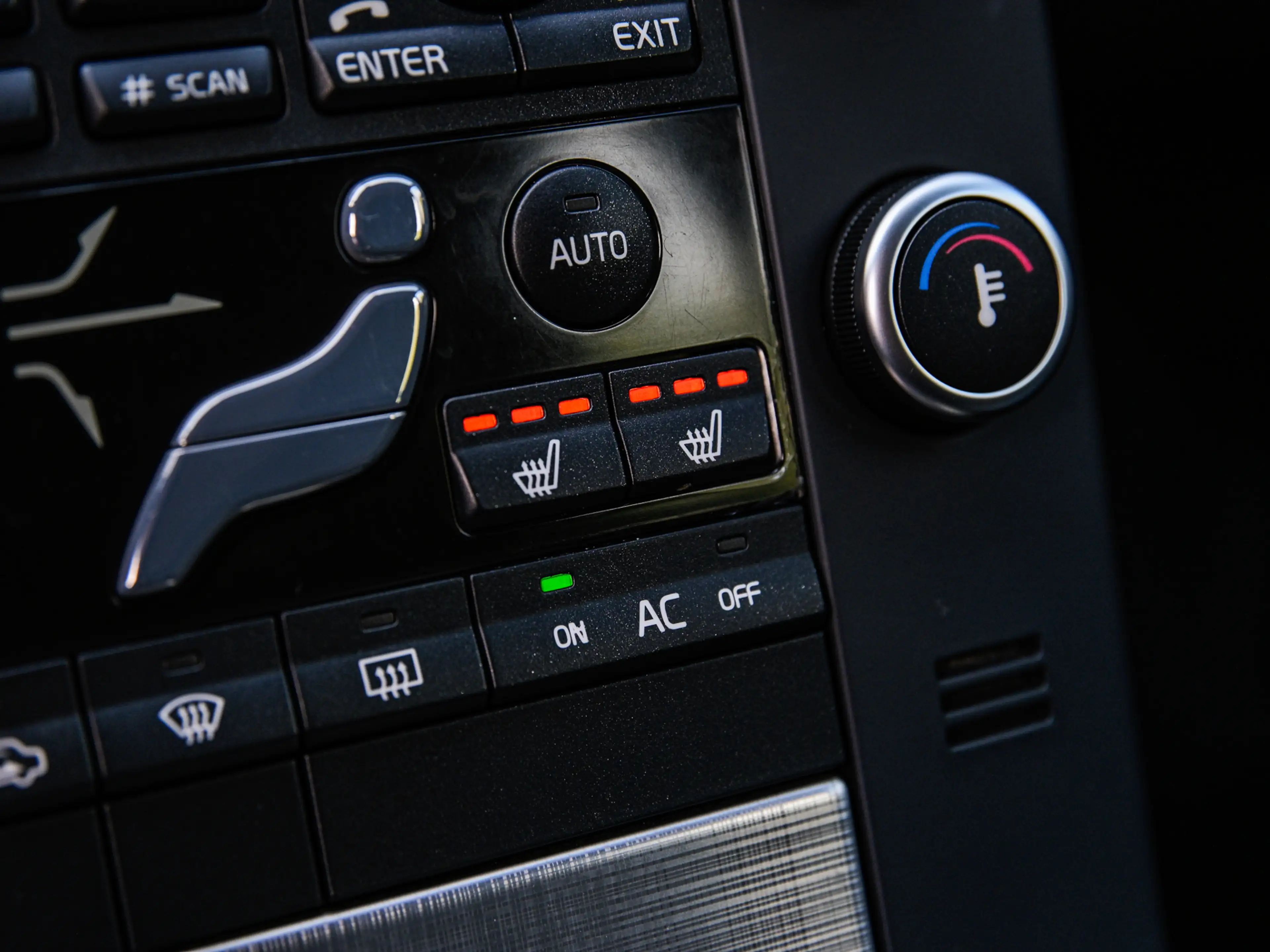 Volvo V70 1.6 T4 180pk Summum | Automaat | Leder | Xenon | C — photo 8