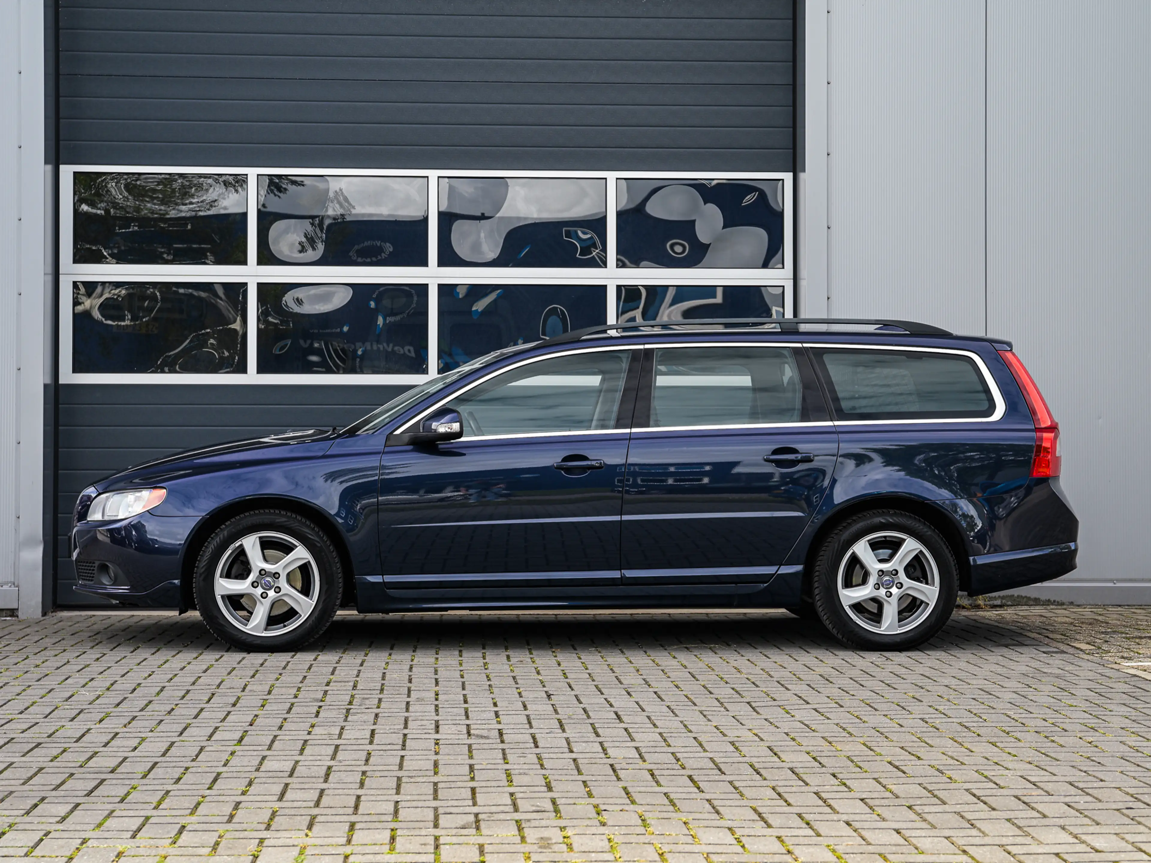 Volvo V70 1.6 T4 180pk Summum | Automaat | Leder | Xenon | C — photo 4