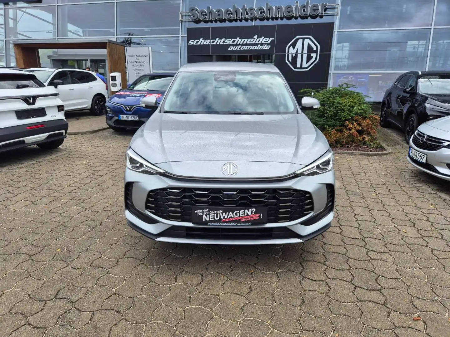 MG ZS ICE 1.5 Standard (ZS3A) Silber - 2