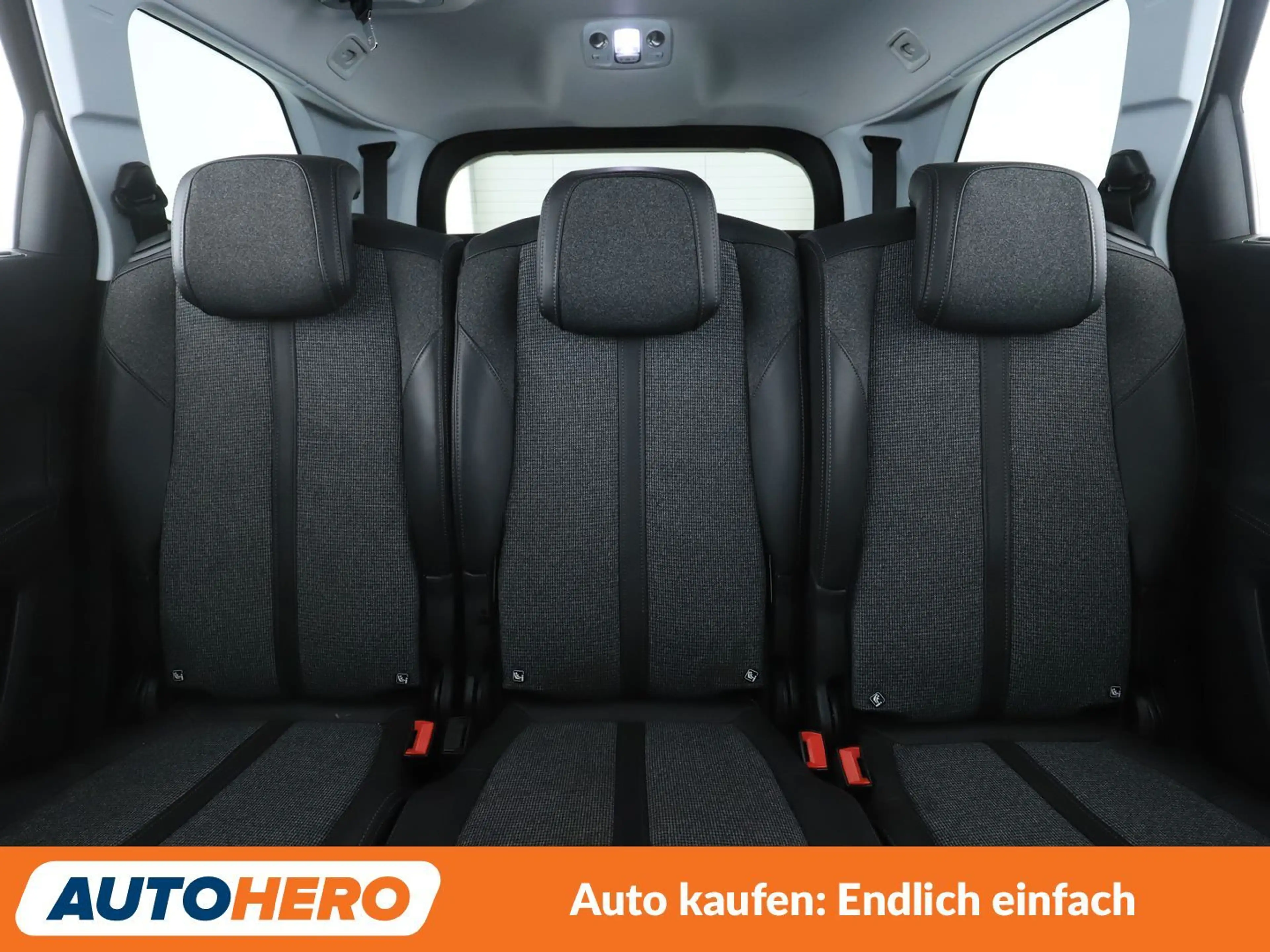 Peugeot 5008 1.6 THP Allure Aut.*TEMPO*PDC*SHZ*KLIMA*GARANTIE* — photo 15