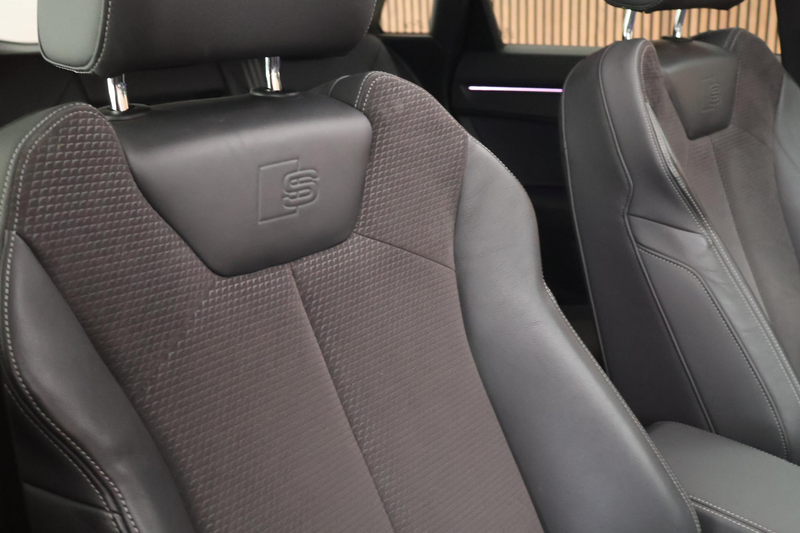 Audi Q3 40 TFSI 190pk quattro edition one Trekhaak Camera — photo 43