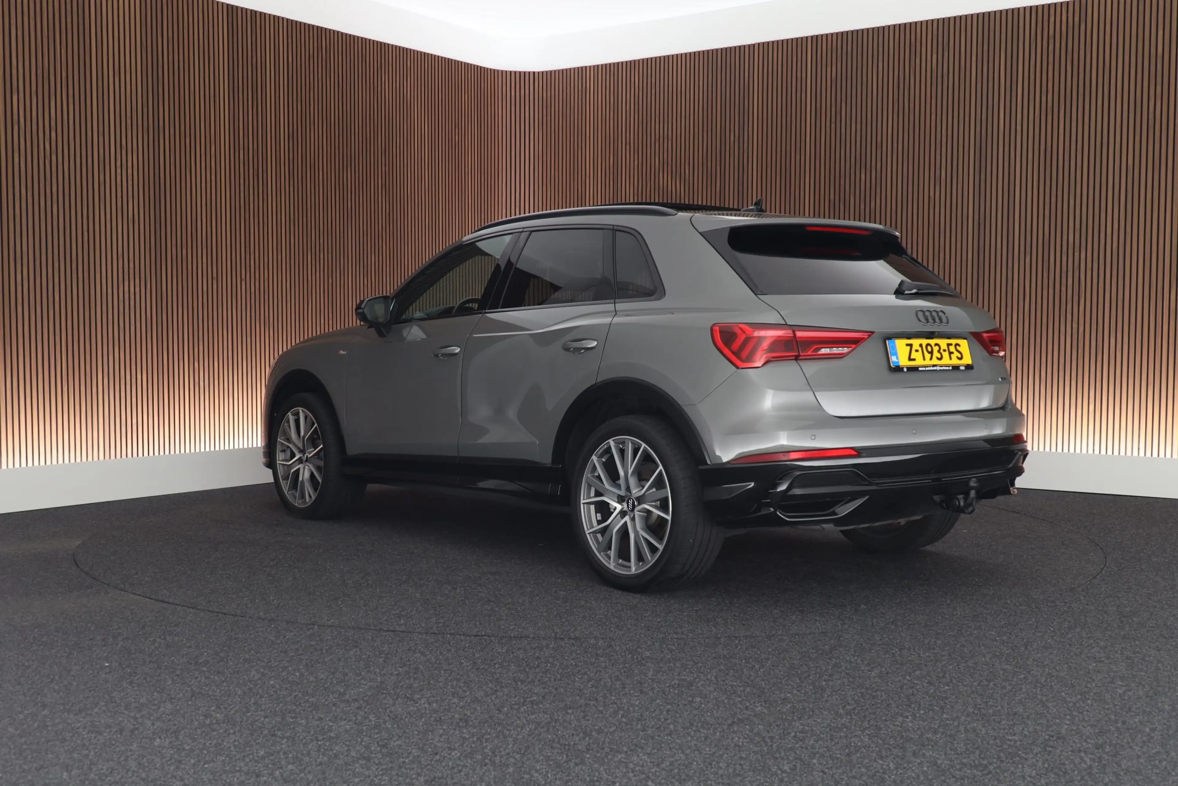 Audi Q3 40 TFSI 190pk quattro edition one Trekhaak Camera — photo 10