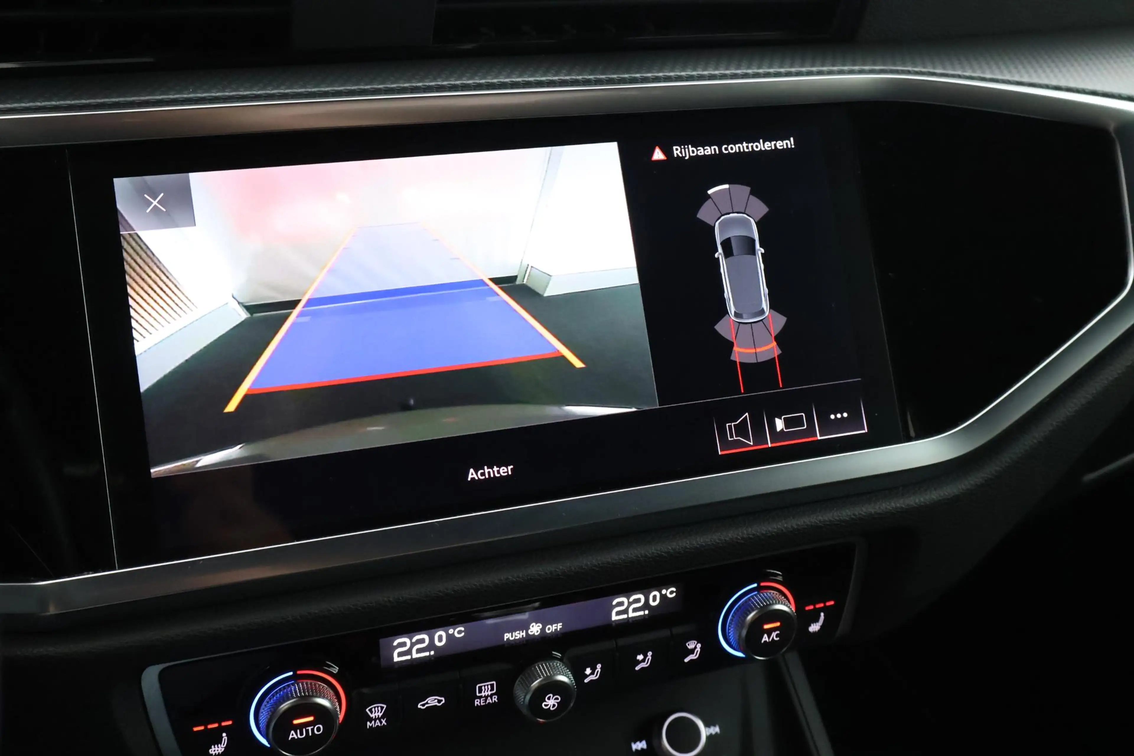 Audi Q3 40 TFSI 190pk quattro edition one Trekhaak Camera — photo 5