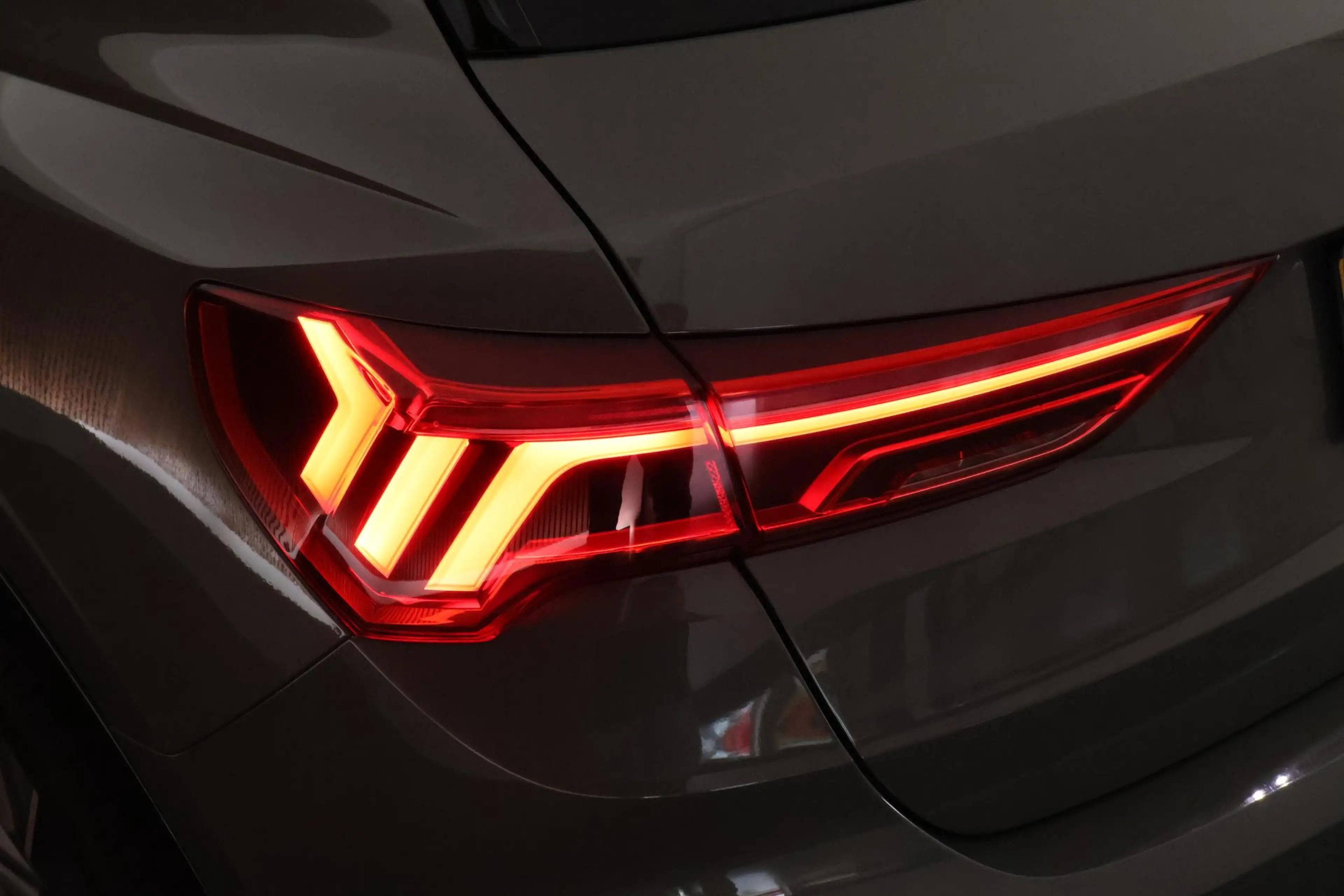Audi Q3 40 TFSI 190pk quattro edition one Trekhaak Camera — photo 50