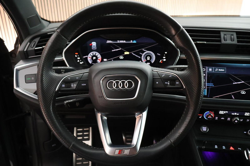 Audi Q3 40 TFSI 190pk quattro edition one Trekhaak Camera — photo 22