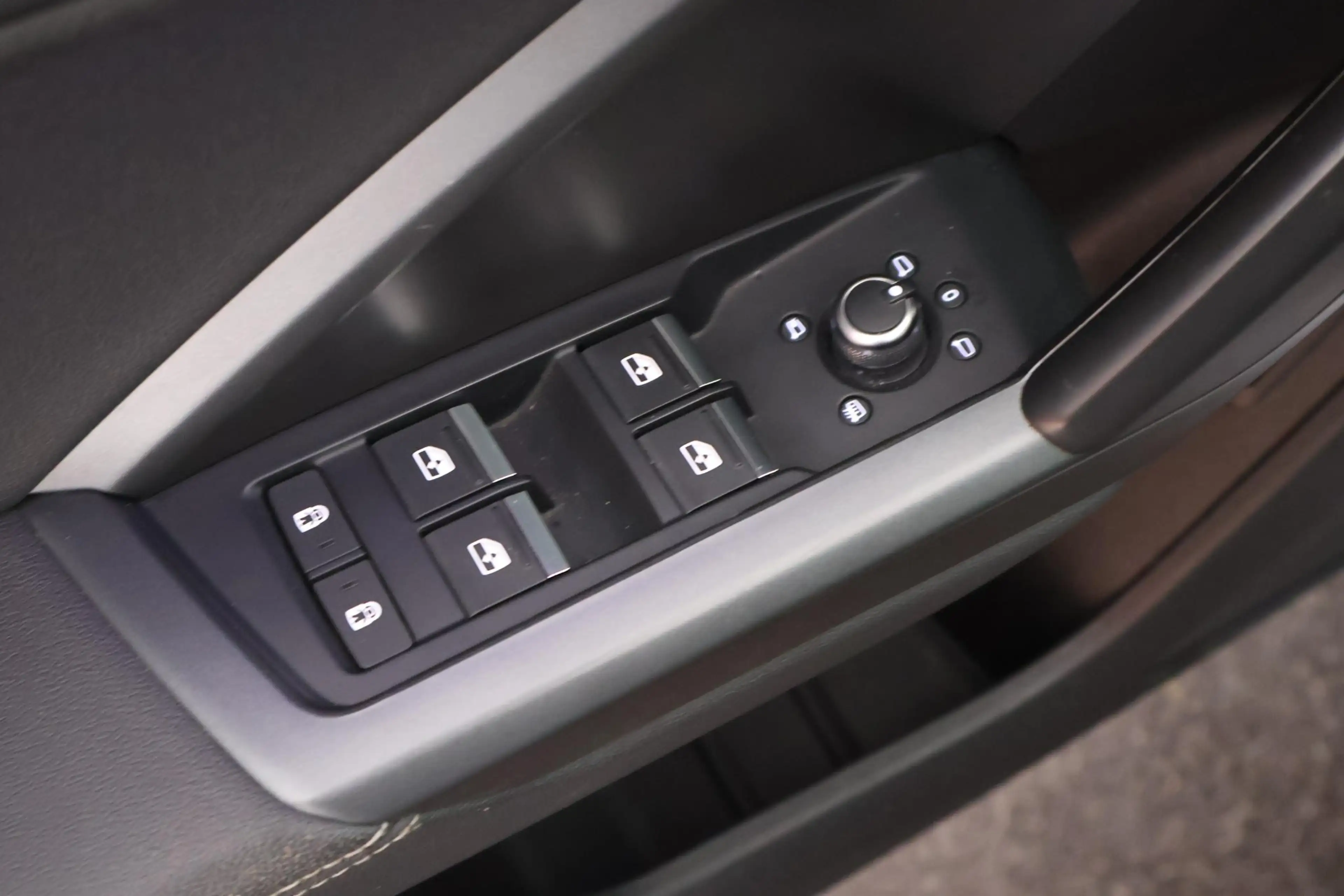 Audi Q3 40 TFSI 190pk quattro edition one Trekhaak Camera — photo 17