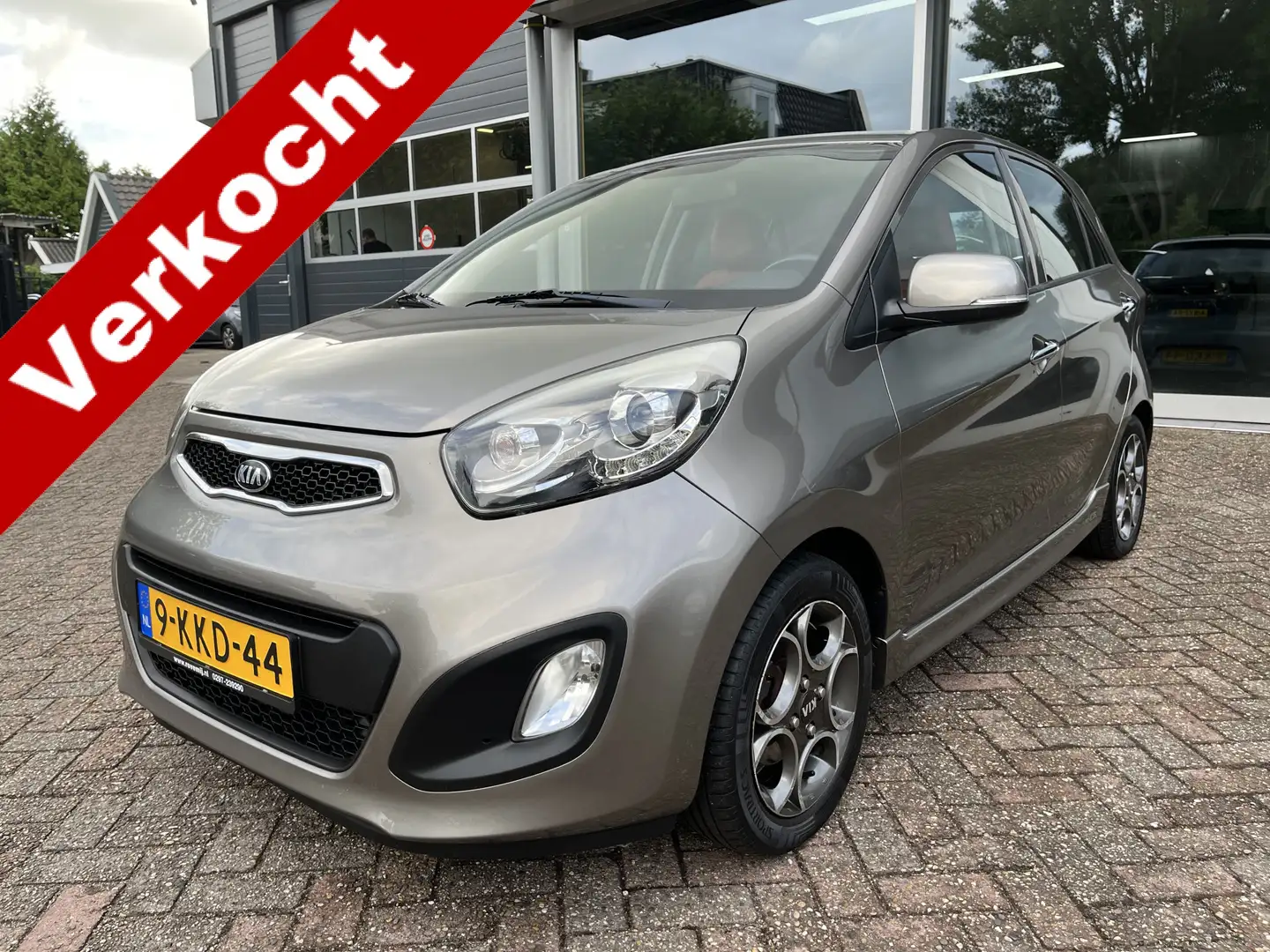 Kia Picanto 1.0 CVVT ISG Design Edition Airco, LM Velgen, Side Gris - 1