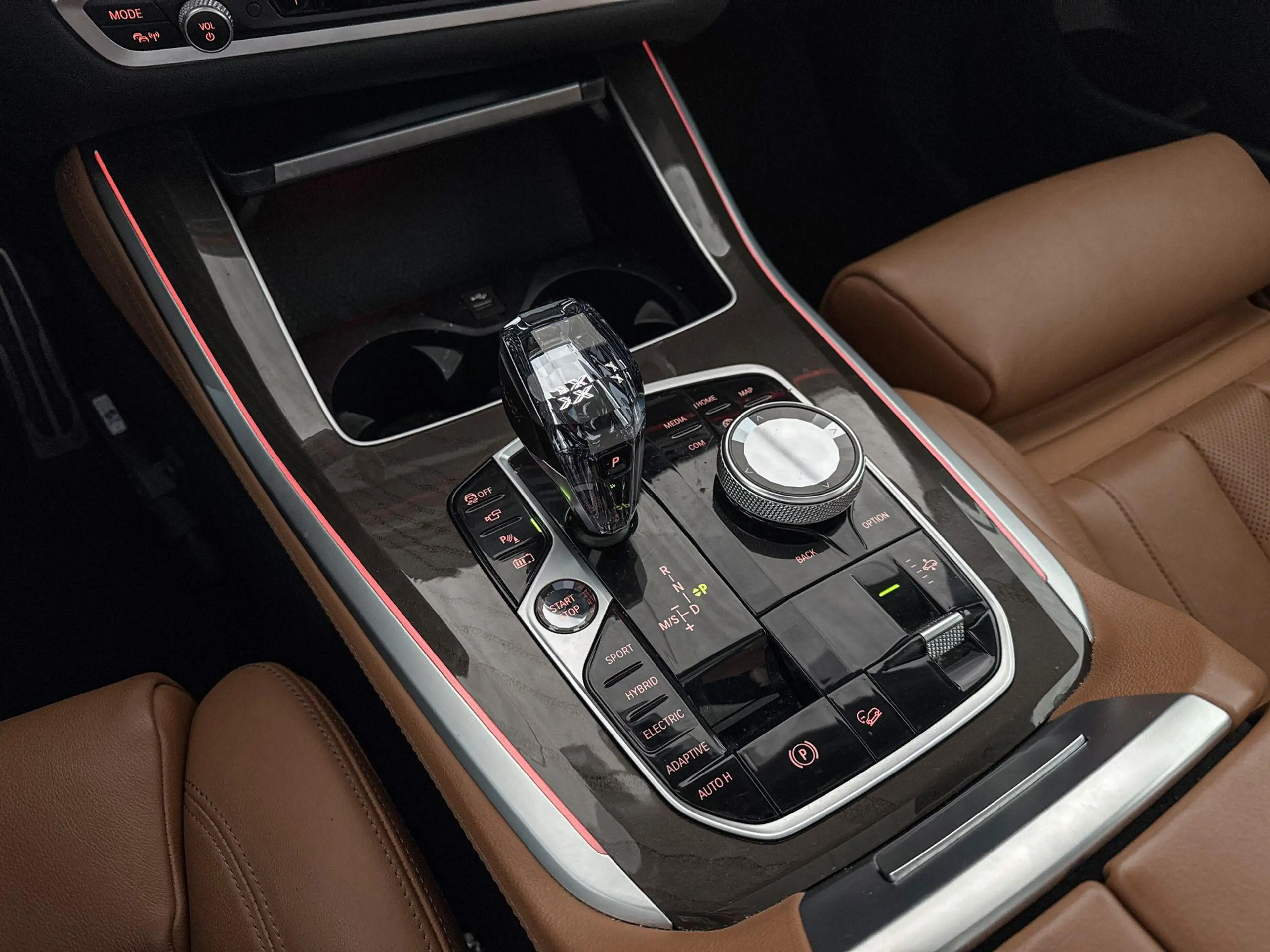 BMW X5 xDrive45e High Executive — photo 15