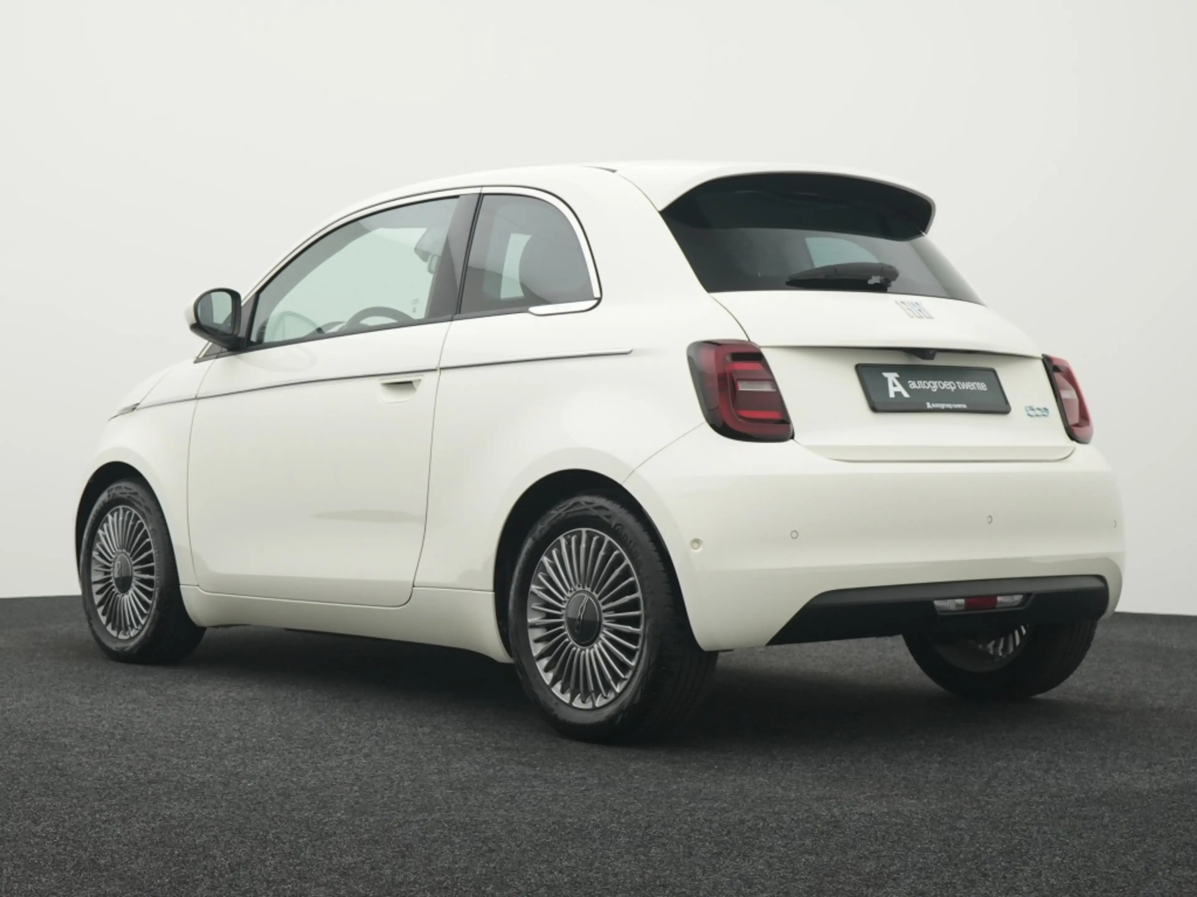 Fiat 500e Icon 42 kWh | Cruise Control | Camera | Carplay | — photo 9