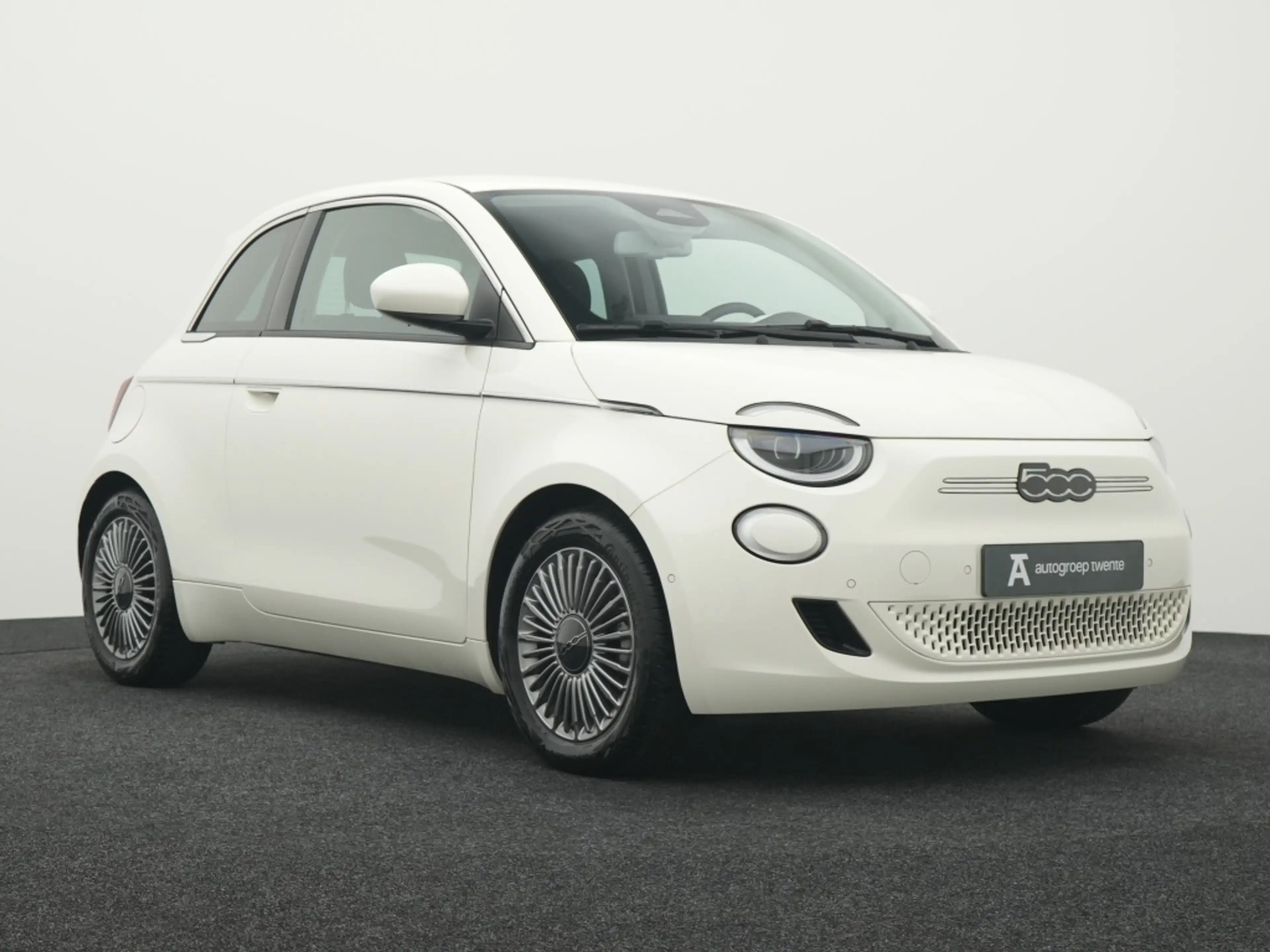 Fiat 500e Icon 42 kWh | Cruise Control | Camera | Carplay | — photo 13